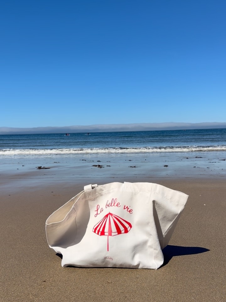 A good life beach tote: NEW from Sur La Plage 🌞