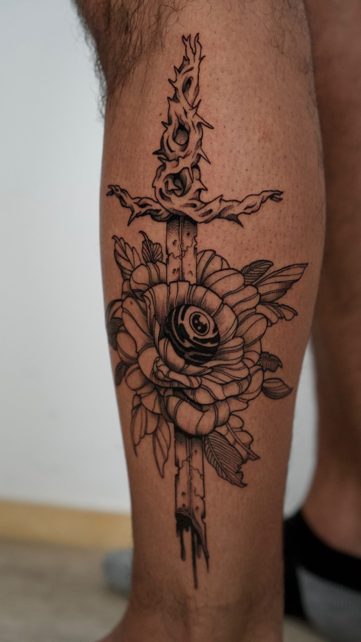 Custom Trippy Dagger @bowenbramwell did for our good friend Cameron @killacam_instagrm 🔥
Vibes all day, good sunset and a sick tattoo ✍️
Come hang out tomorrow with Bo and the rest of the Prospect Ink team at our sunset Networking happy hour 6-8 on the patio ✨🌴
For appointments and more info, link in bio.
PROSPECT INK
PREMIUM TATTOO STUDIO
Modern concept & ocean views.
1224 Prospect St, Suite 150, La Jolla
.
.
.
.
.
.
.
.
.
.
#trippytattoo #sandiegotattooshop #prospectink#InkedUp #illustrativetattoo