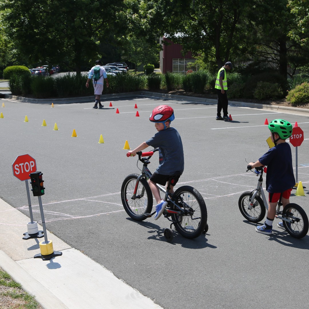 Duke School was thrilled to host our very first Safety Spark-Tacular! 🚒🚑🚓 Families explored first responder vehicles, trash trucks, bounce houses, and interactive safety activities while celebrating Duke School becoming an official Heart Safe School ❤️
Thank you to everyone who participated, our staff, amazing parent/caregiver volunteers, and especially Nurse Nichelle for organizing such a fun and meaningful community event!
#PrivateSchool #OnlyAtDukeSchool #Durham #Safety #HeartSafeSchool #Raleigh