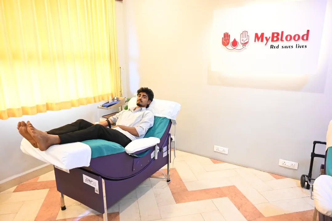 True change begins with selfless acts of care and compassion. By donating blood at MyBlood Charitable Blood Bank, Siddanagouda Patil has supported a cause that saves lives and spreads hope. His gesture encourages society to recognize the importance of voluntary blood donation and helping those in need.
.
.
.
#maheshfoundation #mybloodcharitable #giveblood #Initiative #belagavi