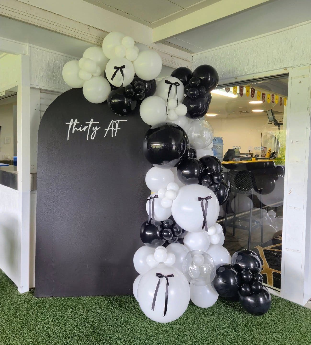 Thirty AF π€π€
www.bailandoballoons.com.au