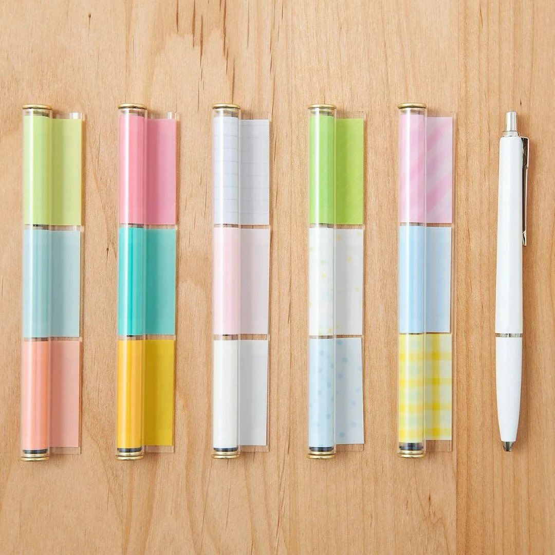 🖊️ Sticky notes, reimagined ✨
The Kanmido Pentone Pen-Style Sticky Notes combine the convenience of a pen with the practicality of sticky notes ✨
Slim, portable, and cleverly designed, Pentone lets you carry colourful sticky tabs wherever you go — just click, pull, and stick ✍️
Size: (W x H) 1.12 x 14cm;
Note Size: (W x L) 1.2 x 4.2cm
Content: 210 sticky notes (70 sheets x 3 designs)
Material: PET film, PP, acrylic adhesive, brass, ABS resin
Country of Origin: Japan🇯🇵
💡 Why we love Pentone:
✨Unique pen-style design for compact storage
✨Includes multiple sticky note tabs and memo styles
✨Lightweight and portable for daily use
✨Perfect for studying, journaling, planning, and office use
🚚 Free UK shipping on orders over £40
🎉 Use code FIRSTORDER for 5% off your first order
🔗 www.cravelholic.com (link in bio)
#Kanmido #Pentone #StickyNotes #JapaneseStationery #ukplanner