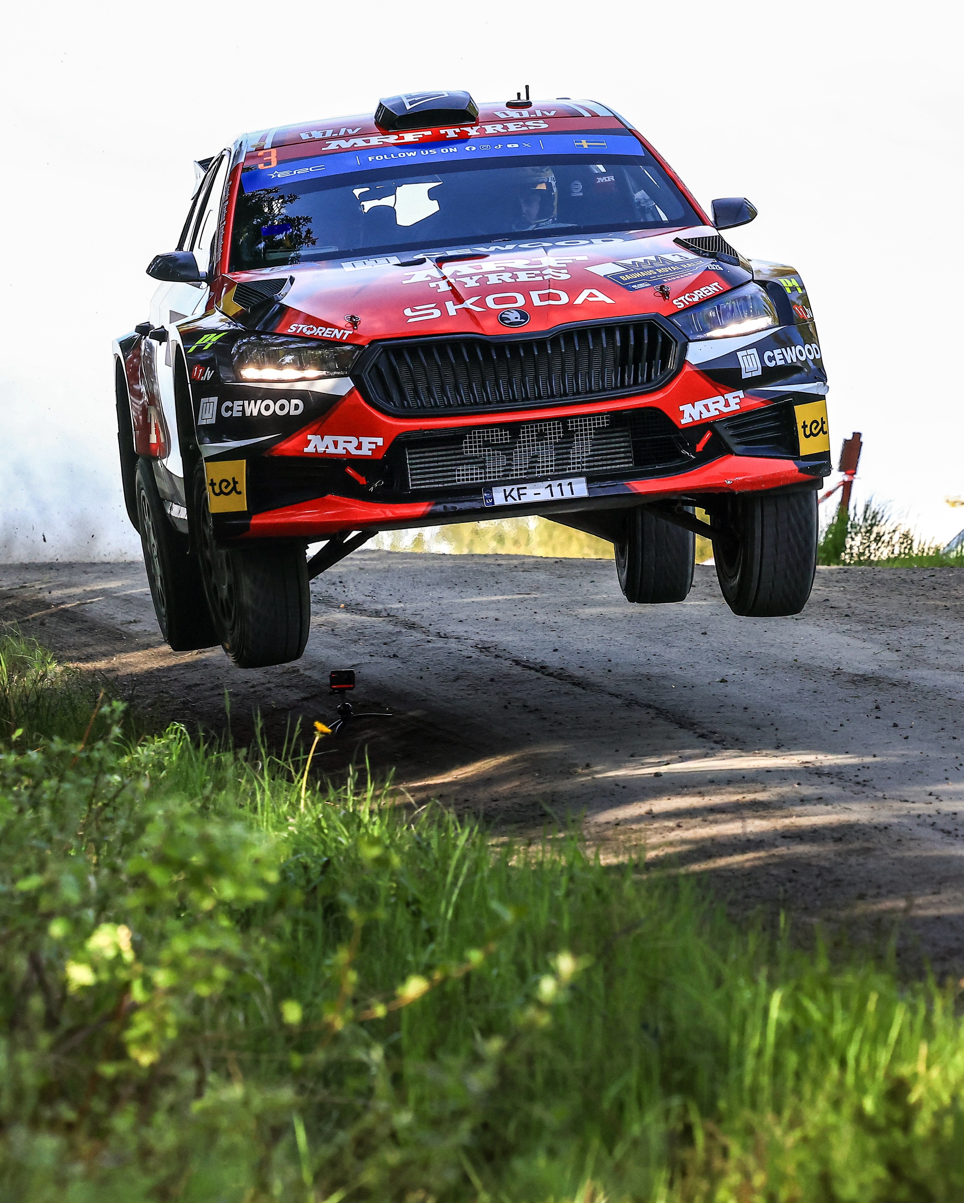 Up to P3 📈
With 4 stages remaining at @ercroyalrally, @martins_sesks and @renarsfrancis have got themselves up to P3 in the overall standings. The battle continues! 👀
#SRT #SportsRacingTechnologies #SuspensionLaboratory #ERCRoyalRally #FIAERC