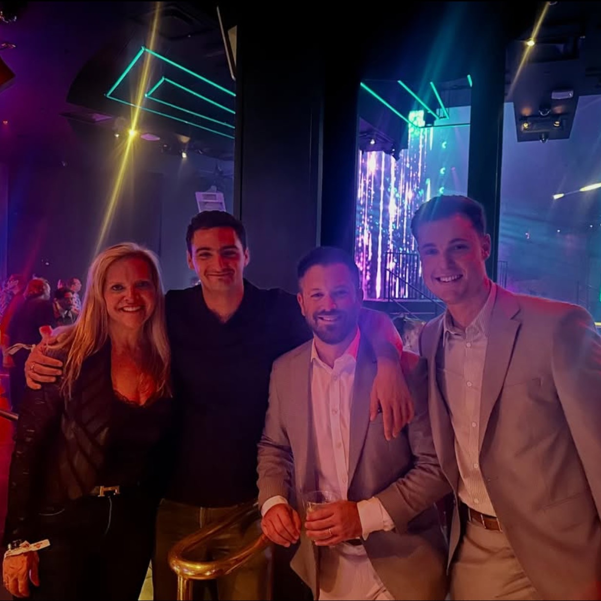 Just a few coworkers conducting “market research” on the Strip.
📍ICSC Las Vegas