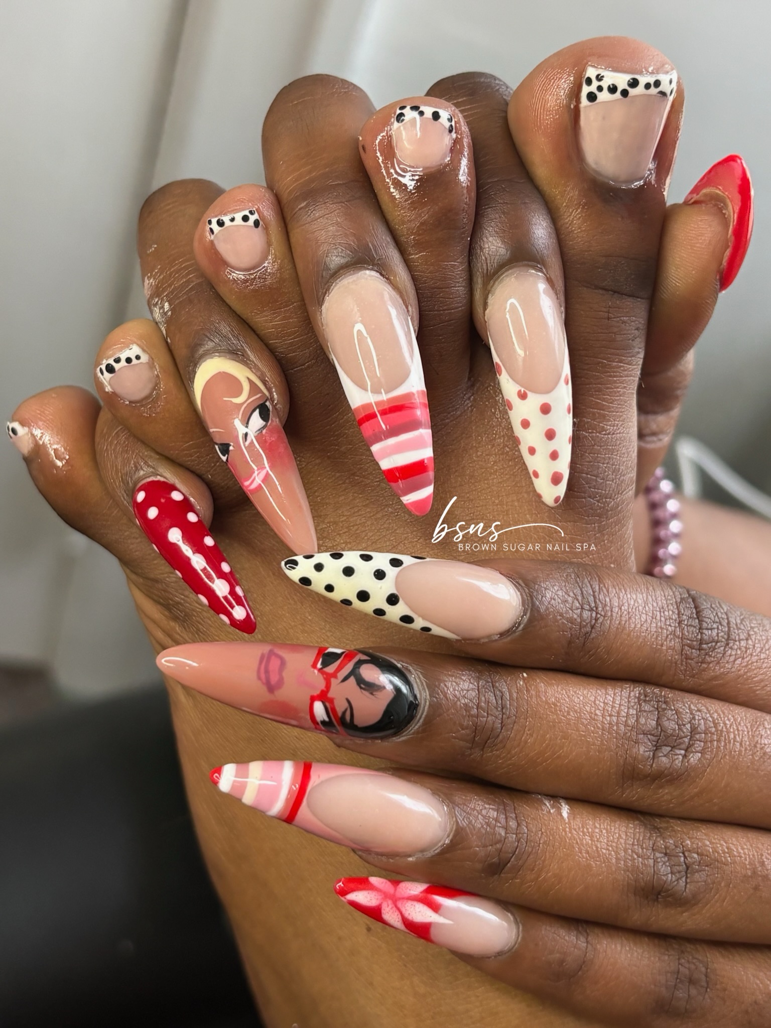 Polka Dots & Pin-Up Girls.
Technician: Meeka
#nailart #stilettonails #nailsofinstagram #handpaintednails #phillynails