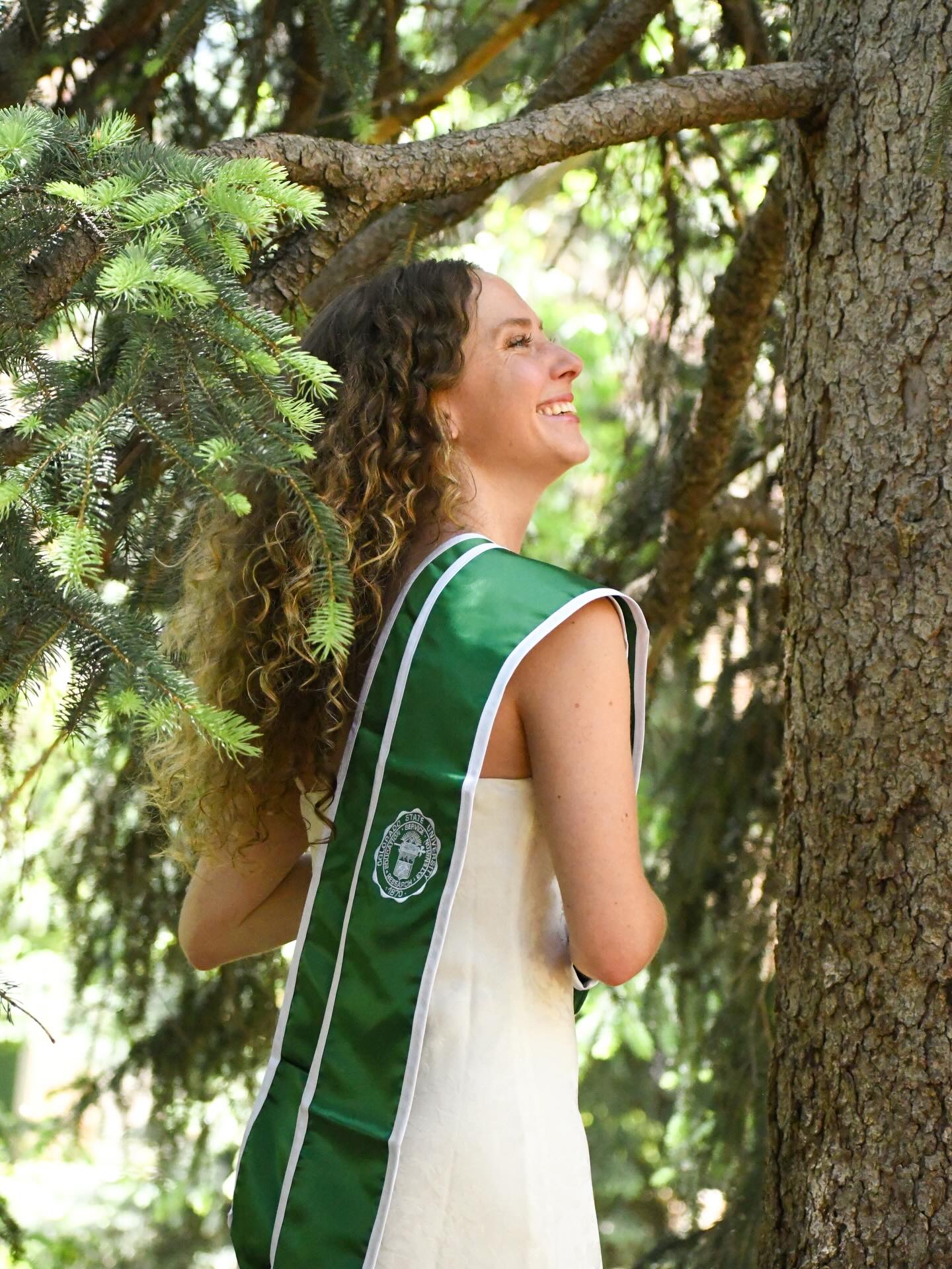Congratulations to my best friend! From high school to college, and all through life. I am so proud of you!! Absolutely honored to be able to capture this milestone for you🎓🐏
.
.
#abigaillindseyphotography #coloradostateuniversity #csurams #graduation #classof2026