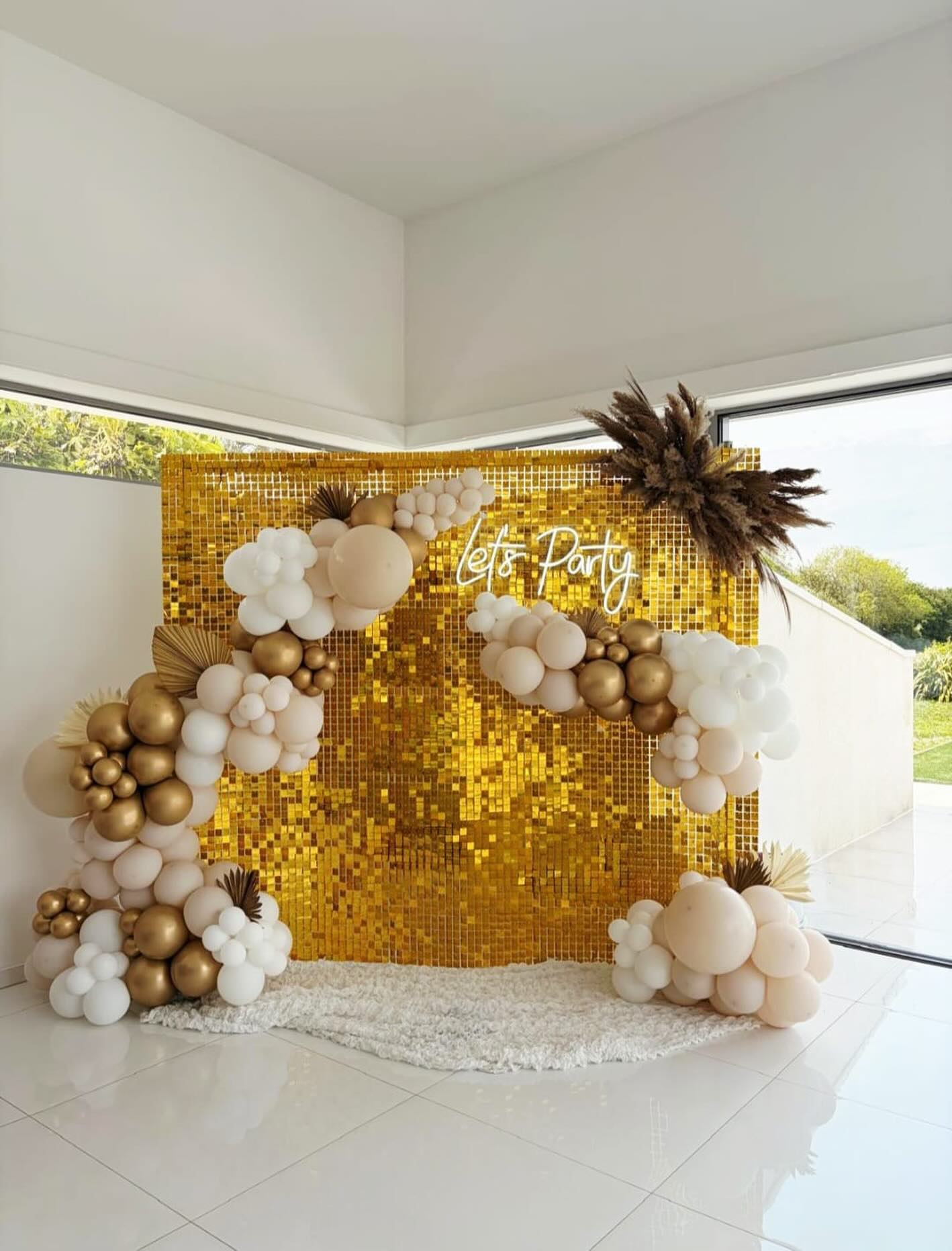 Life wonβt sparkle unless you do β¨
#shimmerwall #balloonarch #organicballoons #cardiffballoons #balloondelivery