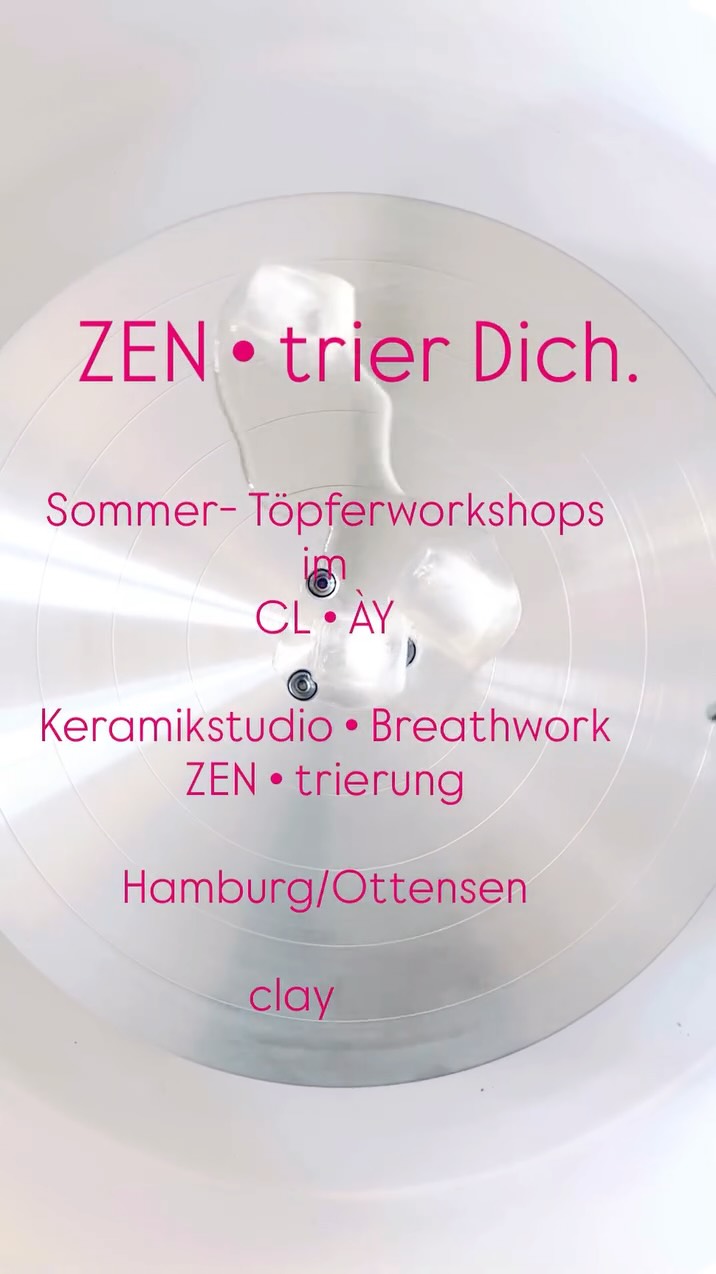 Die Sommer-Workshops sind jetzt online!
Mit offener Tür, Möwengeschrei und dem Tuten der Schiffe von der Elbe – und wer mag, barfuß im alten, wunderschönen, Backstein-Borselhof.
CL•AY – ein besonderer Ort zum Ankommen, Austauschen und Kreativsein: eine kleine Oase mitten in Hamburg-Ottensen.
cl-ay.de
•
The summer workshops are now online!
With open doors, seagulls calling, and the sound of ships on the Elbe in the background — and, if you like, barefoot in the old brick Borselhof.
CL•AY — a special place to arrive, connect, and get creative: a little oasis in the heart of Hamburg-Ottensen.
cl-ay.de
#töpfern
#achtsamkeit
#drehscheibenkurs
#breathwork
#inneremitte