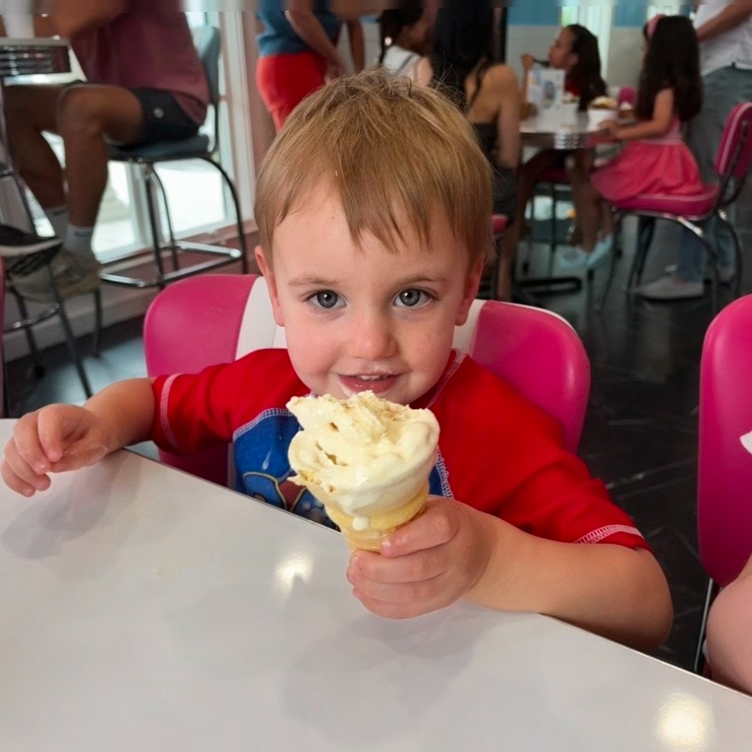 Hot Springs, Breckenridge Little Rock Downtown Little Rock
Open 11a.m.-10p.m.
The Mighty Bluebird Field Open 1-9 p.m.
#icecream #icecreamlover #arkansasbest