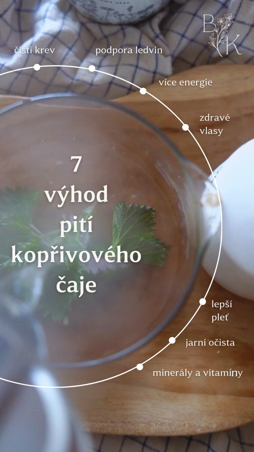 Čistí krev, podporuje ledviny, dodá ti energii, zlepší paměť… 🌿
A to není zdaleka všechno.
Kopřiva je můj favorit číslo jedna.
Nenápadná bylina, která má v sobě obrovskou sílu.
A nejlepší? Roste skoro všude kolem nás.
PS: V létě skvělá i vychlazená varianta, ale pozor - nepít dlouhodobě ve velkém množství.
Tak co, máte nasušeno?
#kopriva #koprivovycaj #bylinky #bylinkatka #bylinkar #jarniocista #prirodnicesta #detox #bylinkoveinspirace #zdravezvyky