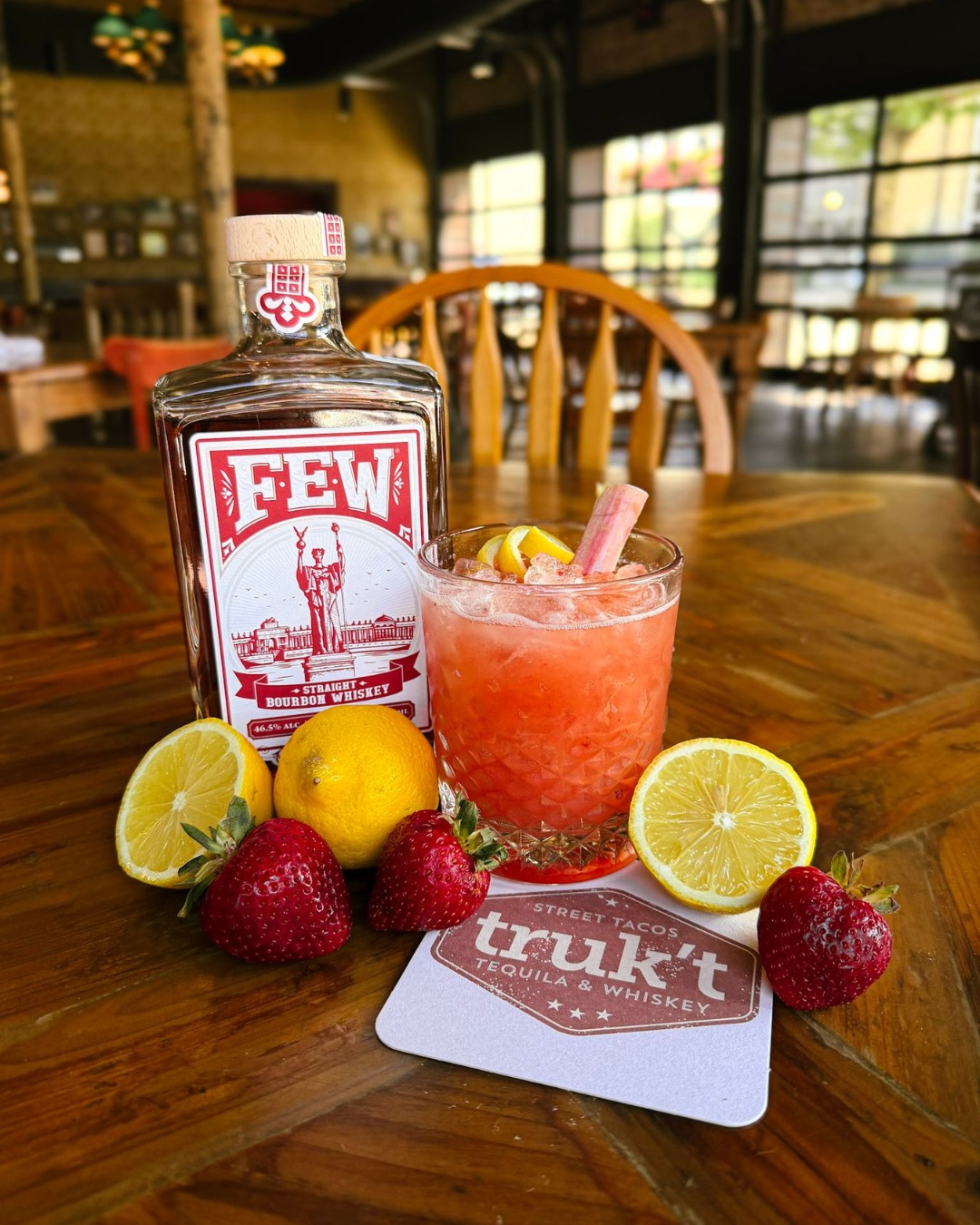 W.T.F. – weekly truk’t feature
STRAWBERRY RHUBARB BOURBON SMASH – F.E.W. Bourbon, rhubarb syrup, rhubarb bitters, lemon juice, & strawberries.
Available through 5/31.
