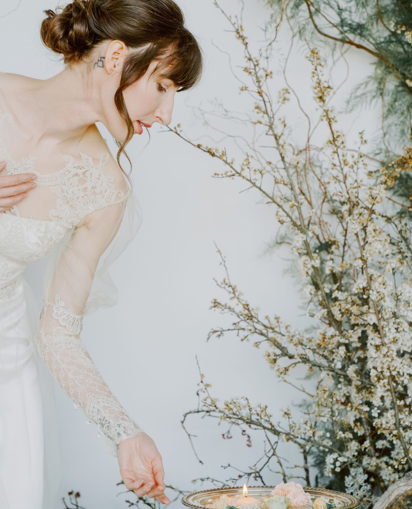 This fine art collaboration brought together the romantic design of Claire Pettibone gowns with the organic beauty of Fauning Over Flora’s floral artistry, creating a session rooted in elegance, texture, and emotion. Each look felt like a living painting—soft fabrics, intricate detail, and lush blooms blending seamlessly to build a world that felt both timeless and ethereal.
Working with these elements in a fine art photography approach allowed every frame to become intentional and expressive, focusing on mood, movement, and storytelling. The result was a collection of images that feel like modern-day romantic portraits, where fashion and florals meet to create something truly unforgettable.
#medfordweddings #oregonphotographer #weddingphotographer #southernoregon #oregonwedding #pnwwedding #southernoregon #oregoncoast #elopeinoregon #oregonweddingphotographer #oregonweddingideas #southernoregonphotography #roguevalleyphotographers #medfordoregonweddingphotography #grantspassweddings #ashlandweddings #ashlandweddingphotographer #portlandweddingphotographer #professionalphotographermedford #ashlandweddingplanner #ashlandweddingflorist #medfordweddingplanner #grantspassweddingplanner #medfordweddingflorist #medfordweddingvenues #ashlandweddingvenues #grantspassweddingvenues