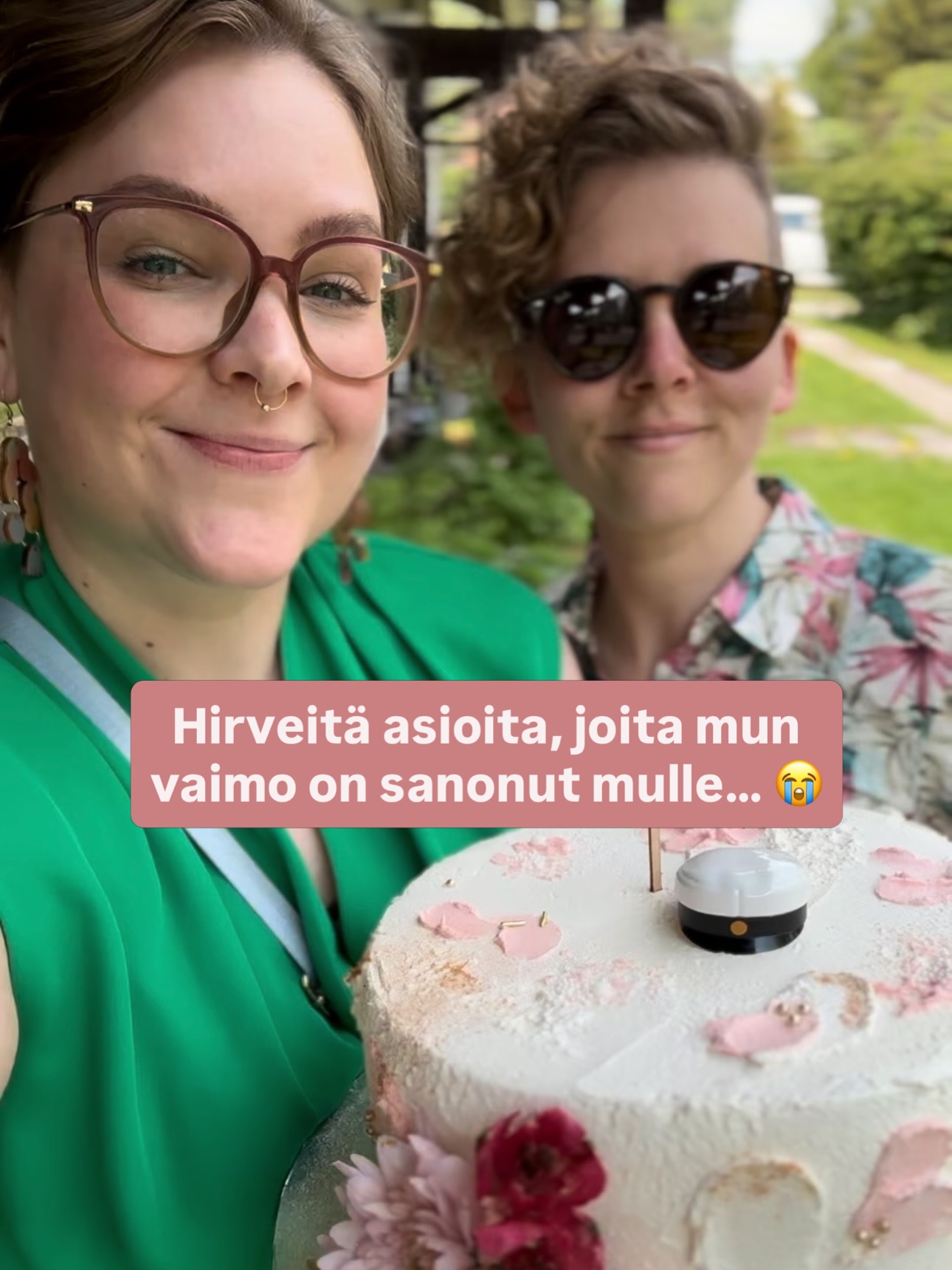 Ei lisättävää 🥲
#parisuhde #sateenkaariperhe
Vegaaniperhe, avioliitto