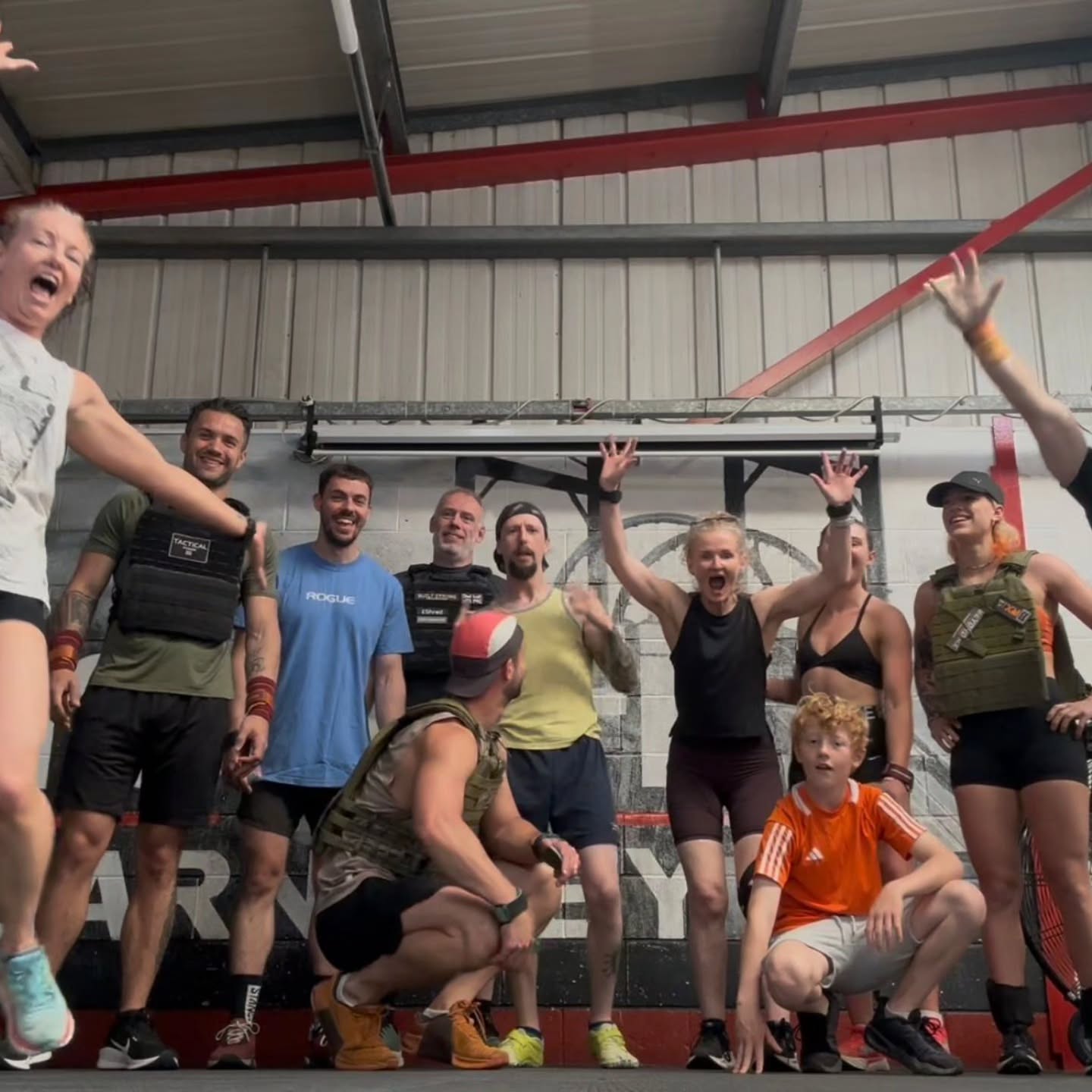 Murph Monday
Murph but with extra heatwave spice🌶
Cracking effort by all, until next year 💪
#crossfitbarnsley #Murph #bankholiday #hero