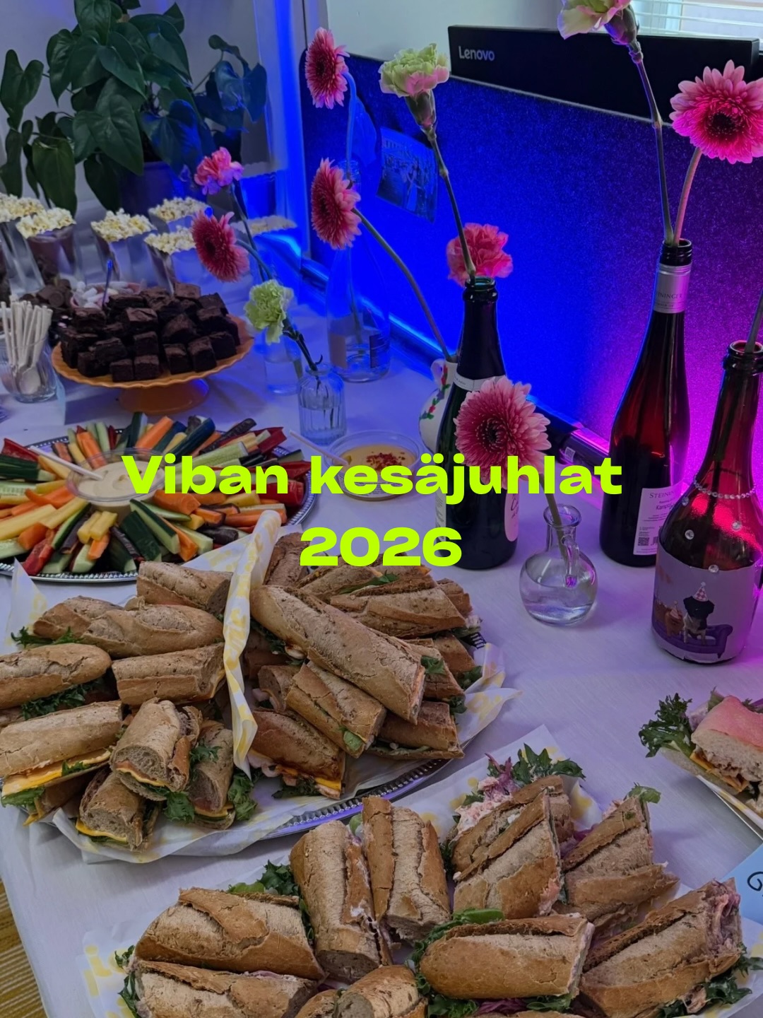 Mainos @olvi_oyj & @satamabar
Viban kesĂ€juhlat vuosimallia 2026 on nyt juhlittu! đâïž
Torstaina juhlistettiin alkavaa kesÀÀ ja meidĂ€n toimisto tĂ€yttyi jĂ€lleen upeista ihmisistĂ€, ihanista tarjoiluista ja lĂ€mpimĂ€stĂ€ tunnelmasta. đ«¶ Vuosi on vierĂ€htĂ€nyt ihan supernopeasti ja oli ihanaa kokoontua taas meidĂ€n rakkaiden asiakkaiden ja ystĂ€vien kanssa yhteen! đ
VirkistĂ€vistĂ€ kesÀÀn sopivista juomatarjoiluista vastasi @olvi_oyj & @satamabar, iso kiitos! đ
MeidĂ€n asiakkaan @picnic_suomi patongit toimivat myös tĂ€ydellisenĂ€ suolaisena tarjottavana pieniin tai isompiinkin juhliin! NÀÀ katosivatkin vieraiden suuhun salamannopeasti! đđ„
Kiitos kaikille osallistuneille, ensi vuoteen! đ