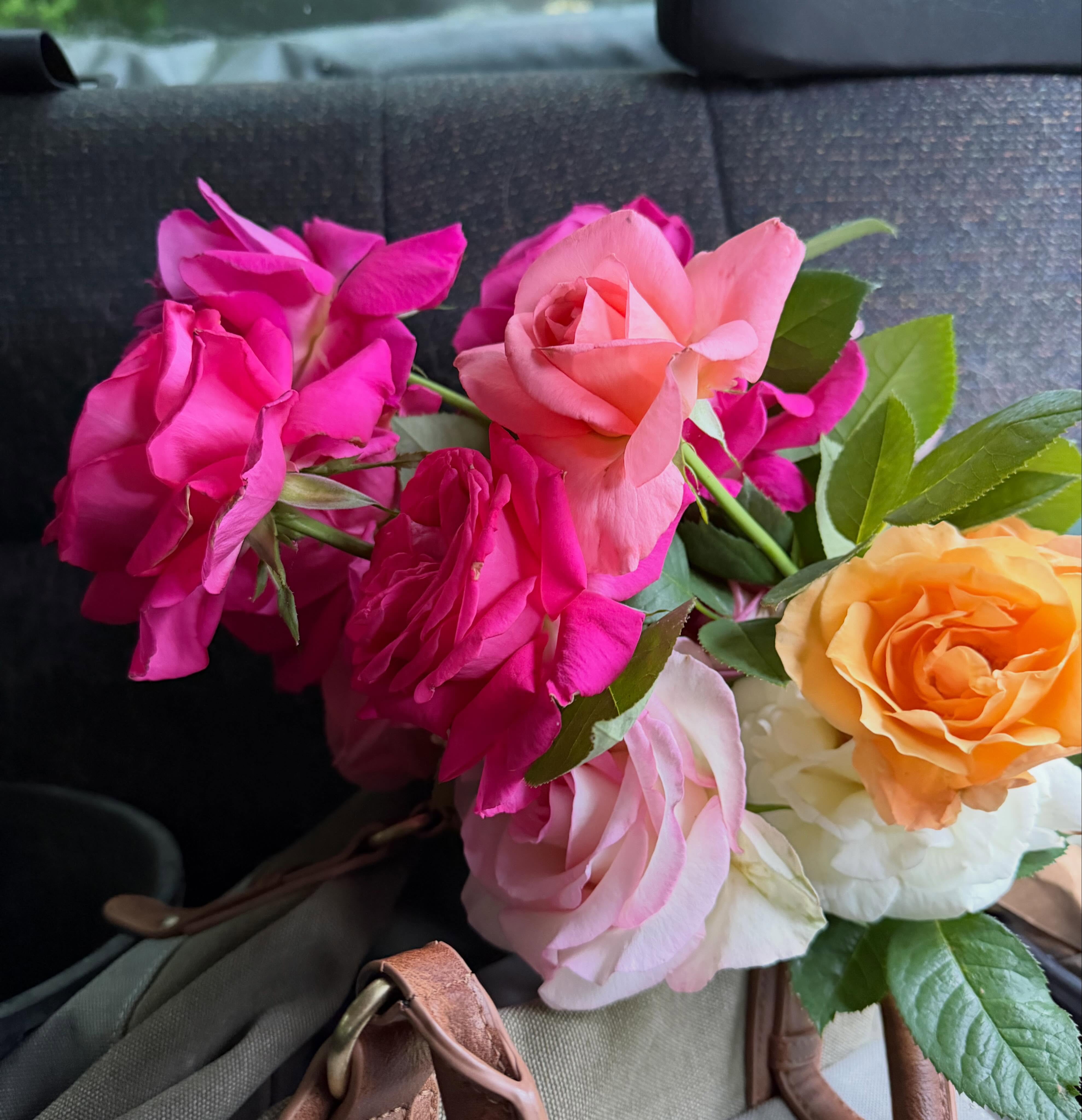 Still here. Still growing.
We may have been quiet here for a while, but the gardens have kept us moving.
#roses#flowers#bouquets#garden#growlocal