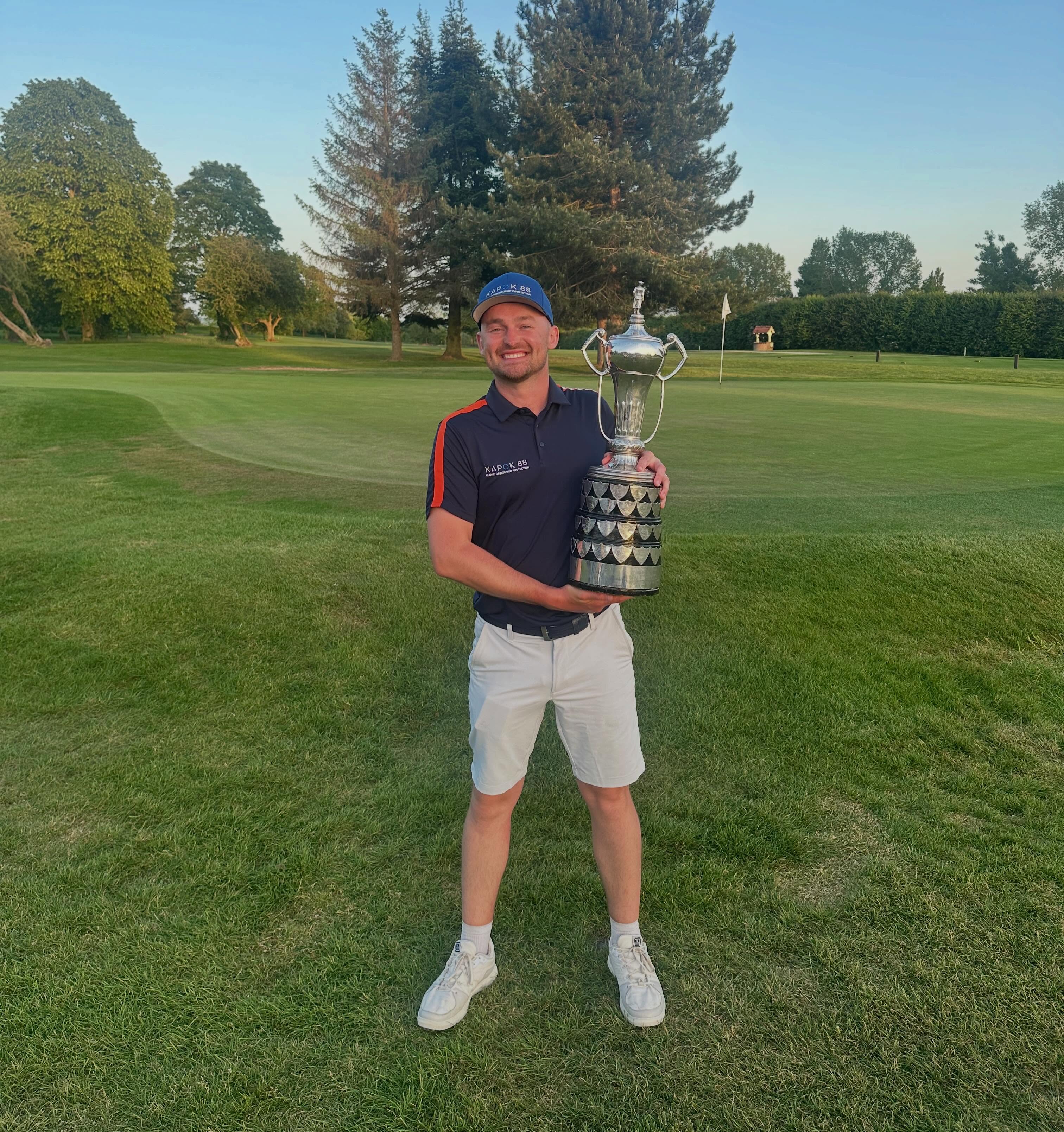 Notts Open Champion 🏆 🏌🏼♂️, with rounds of 71 & 69. Great to win a prestigious Notts trophy first played in 1933. Congratulations to @hoggy1990 for winning the Men County Champs, getting the double for @_therushcliffegolfclub . Thanks to my mate @twarnockgolf for having a great battle and both holing out from the fairway in the second round.