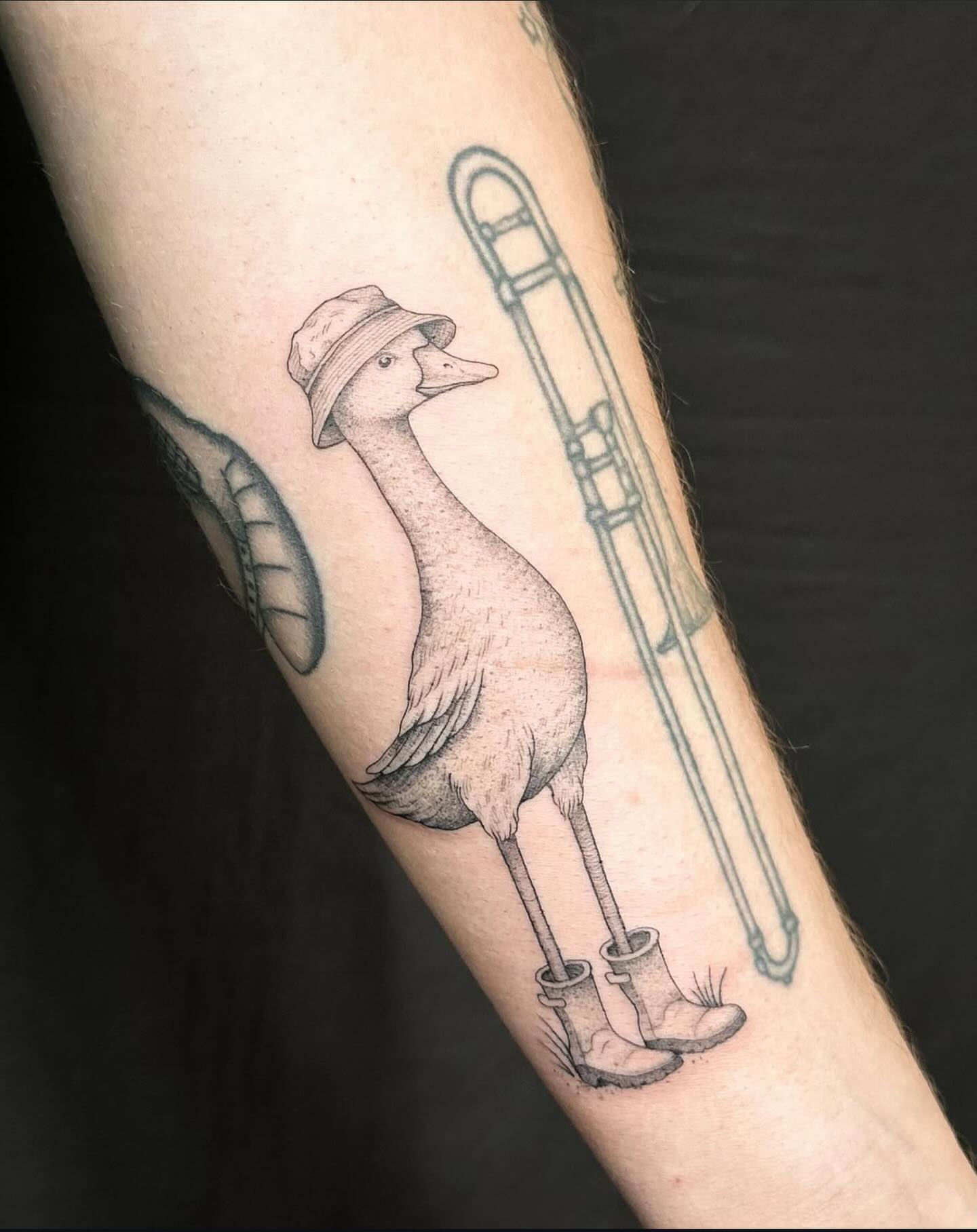 Fineline tattoo by @restlessmouse.art she’s away until the end of June, to book with Mishka when she gets back contact her directly
#wanakatattoo #queenstowntattoo #finelinetattoo