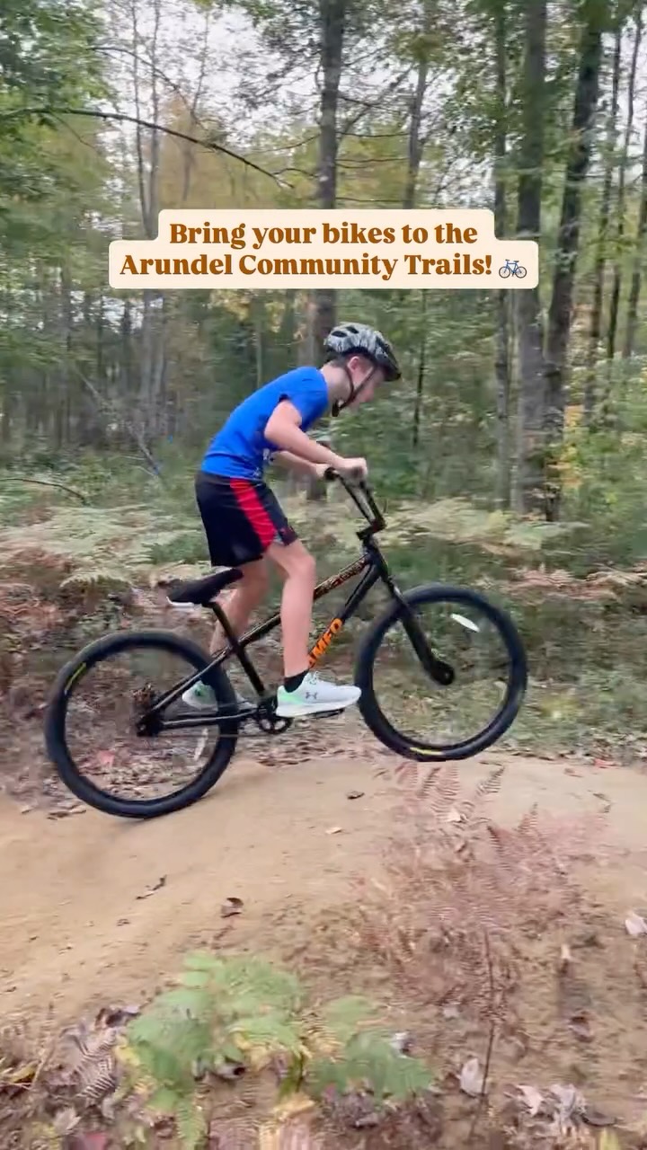 Come feel the wind in your hair!! 🚲🙌🏻
The “Roll Um Easy” mountain bike flow trail is located at the Arundel community trails behind the Arundel municipal building!
Grab your bikes and grab your helmets, this trail is designed to fit a wide range of skill levels from young kids to expert enthusiasts!!
‼️ We will also be offering a free kids bike race as part of the sixth annual ACT trail fest happening on September 26, you can register today over on our website.
#arundelmaine #mainemountainbiking #kennebunk #kennebunkport #mainelandtrust