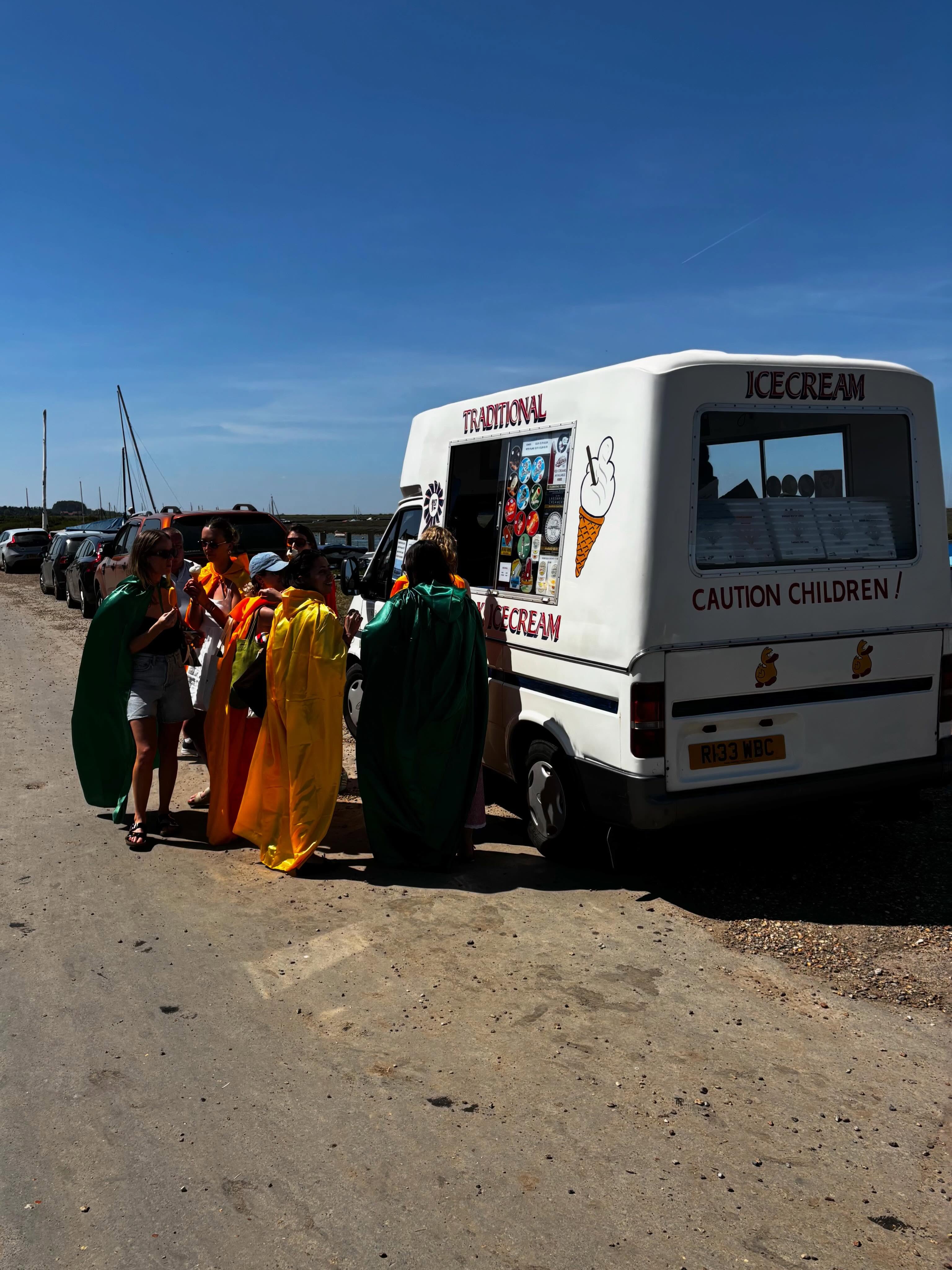 Great to see plenty of superheroes down at Burnham Overy Staithe 🍦
#stayhydrated