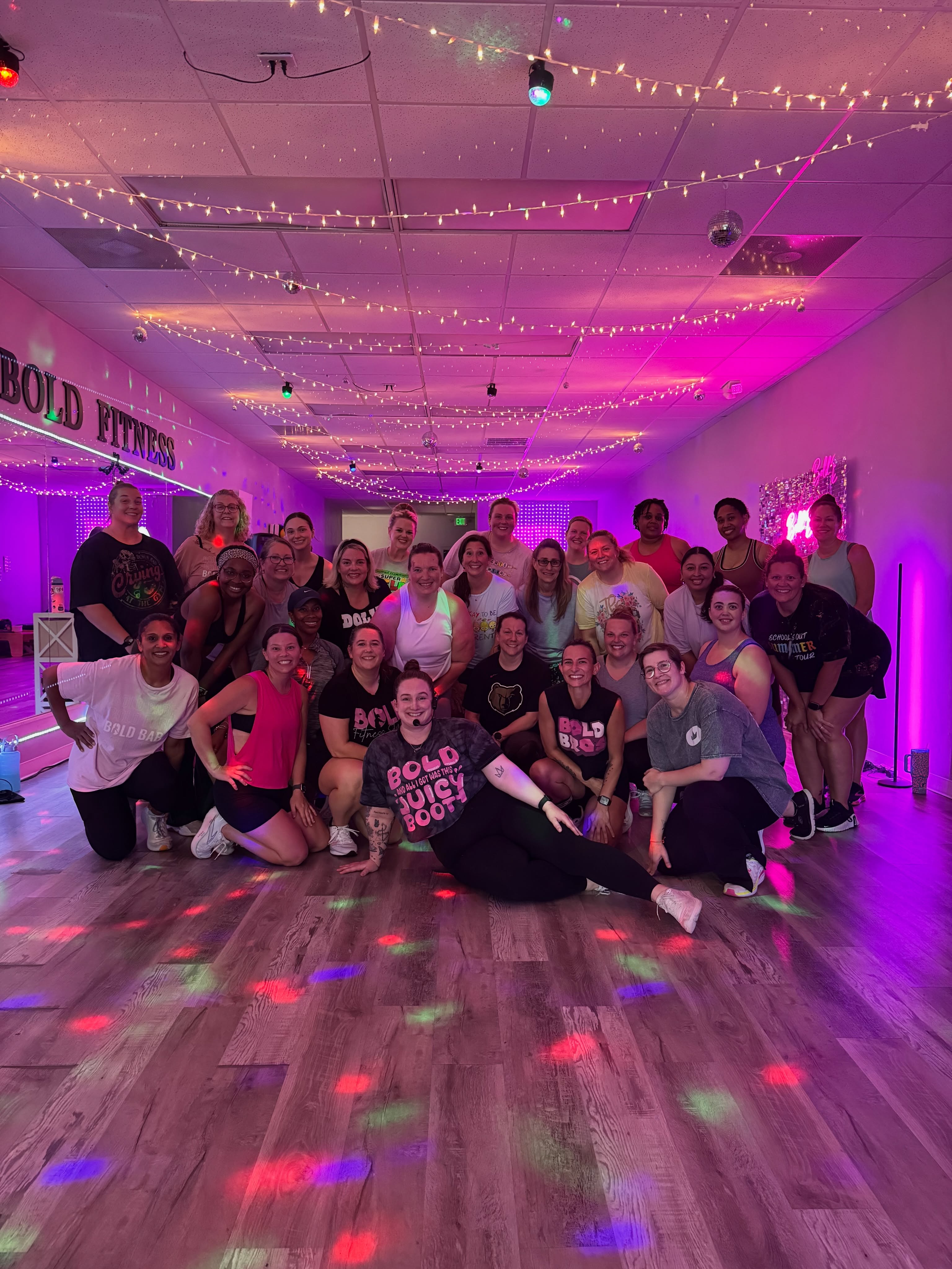 THANK YOU so much to all of our teachers who showed up for class tonight, you rocked that! 👏🏻
See you next time 💗
#dancefitness #teacherworkout #workoutsforwomen #hiramga #pauldingcounty
