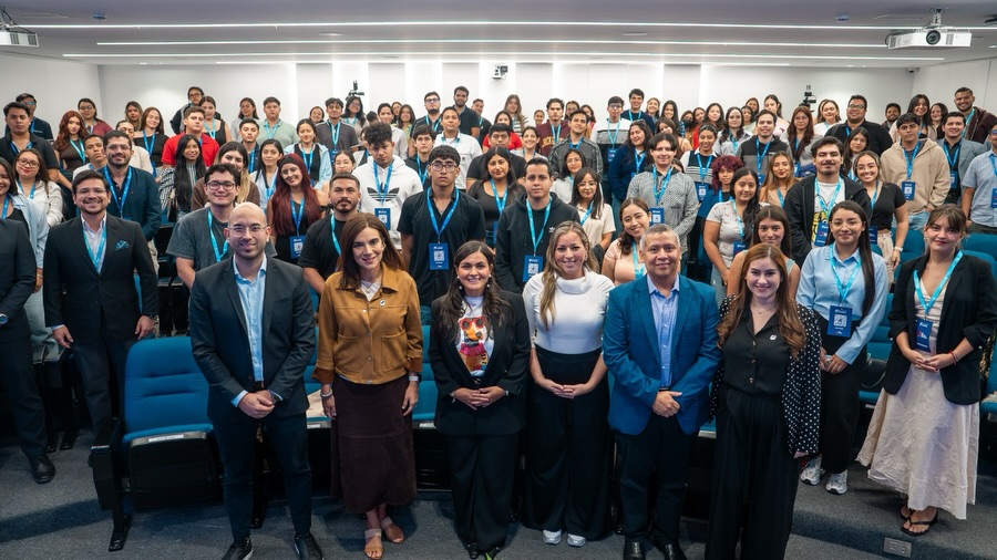 The Brand Journey 2026 en Campus Guayaquil
Un espacio donde nuestros estudiantes conectaron con ideas, creatividad y experiencias que fortalecen su visión profesional en el mundo de las marcas, la comunicación y la innovación.
A través de este encuentro, seguimos impulsando espacios que inspiran, generan conexiones y preparan a nuestros estudiantes para los desafíos de la industria actual. 🌎