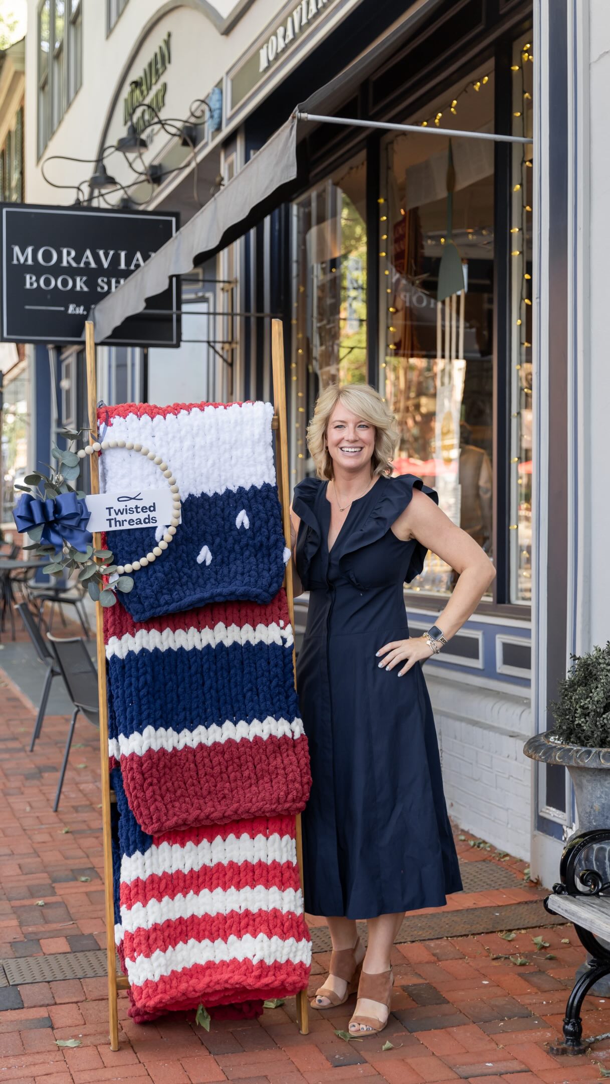 I absolutely LOVE working with these ladies and especially Steph the owner of Twisted Threads Blankets!! @twisted_threads_blankets
She has so many great ideas and knows what she wants out of her branding sessions. It’s refreshing to collaborate with such a smart and talented creative! I can’t wait to share more from her journey ❤️❤️❤️🧶