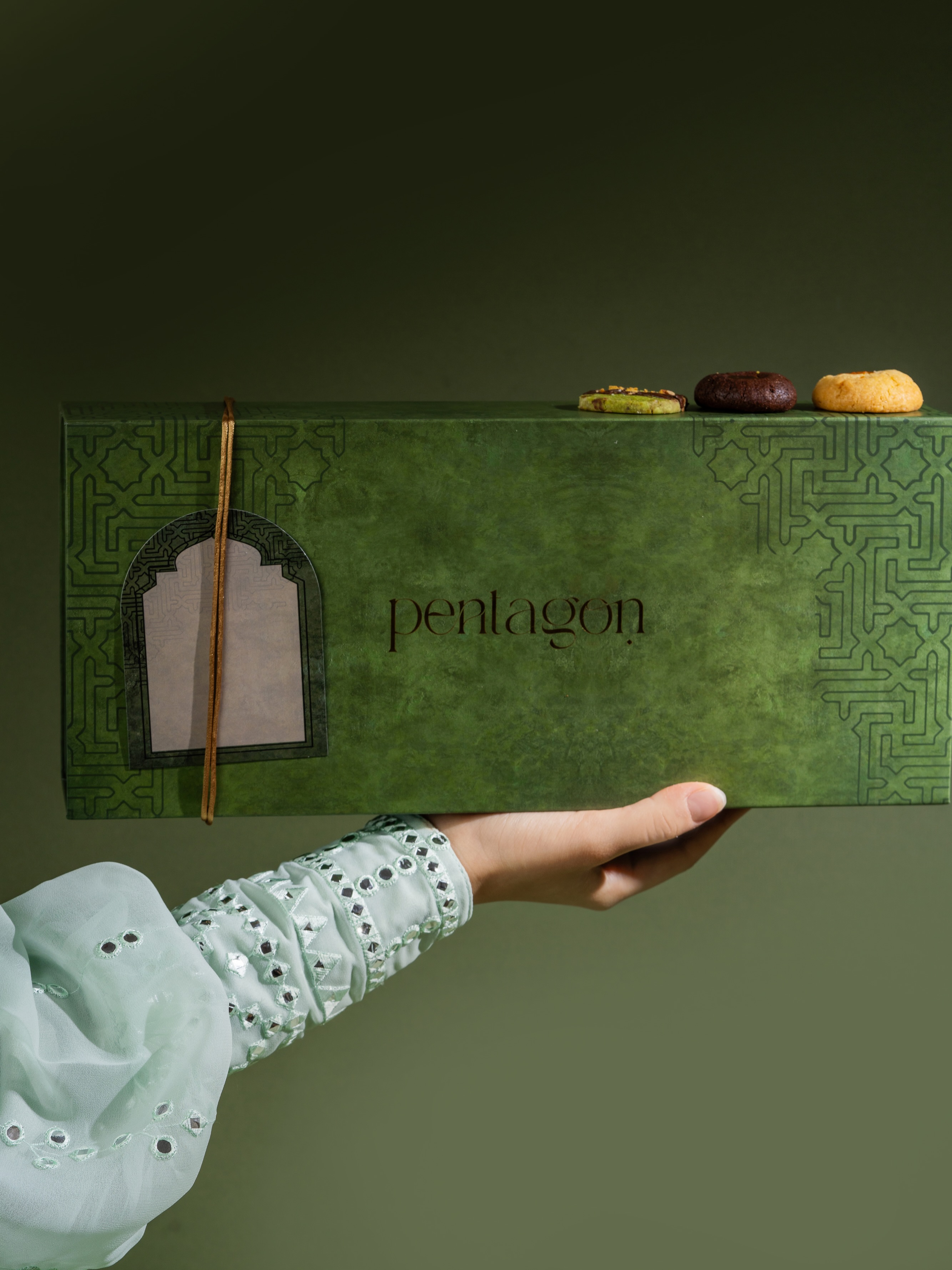 Introducing our new Eid Biscuit Box, a collection of premium biscuits, handcrafted for sharing ✨
Preorder now for pickup on Tuesday, May 26th 📦
