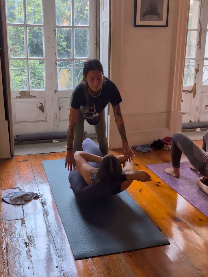Alguns registos do workshop com o Sérgio e a Vanessa ✨
Uma semana de prática, aprendizagem e conexão.
Obrigada a todos os que vieram praticar e partilhar estes dias no shala.
Ficamos com o coração cheio. Esperamos que voltem em breve 🤍
#ashtangayoga #mysorestyle #yogapractice #yogaporto #yogacommunity