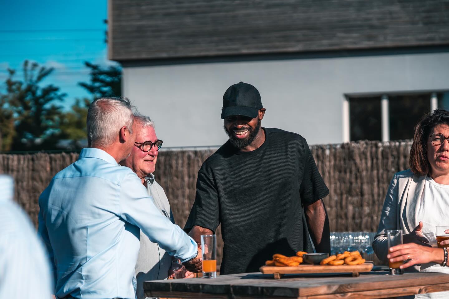 Cette semaine, nous avons eu le plaisir de recevoir le club partenaire du SQBB đ
Au programme : cocktail, brasero, tapas le tout rythmĂ© par un DJ đ„
Merci pour votre passage et votre bonne humeur đ
Tous derriĂšre le SQBB pour les playoffs 2026 et le maintien en Betclic Elite đȘ
Envie de privatiser lâendroit ou de rĂ©unir votre Ă©quipe ?
đ© Mail avec votre projet : Reservation@lajavarestaurant.fr