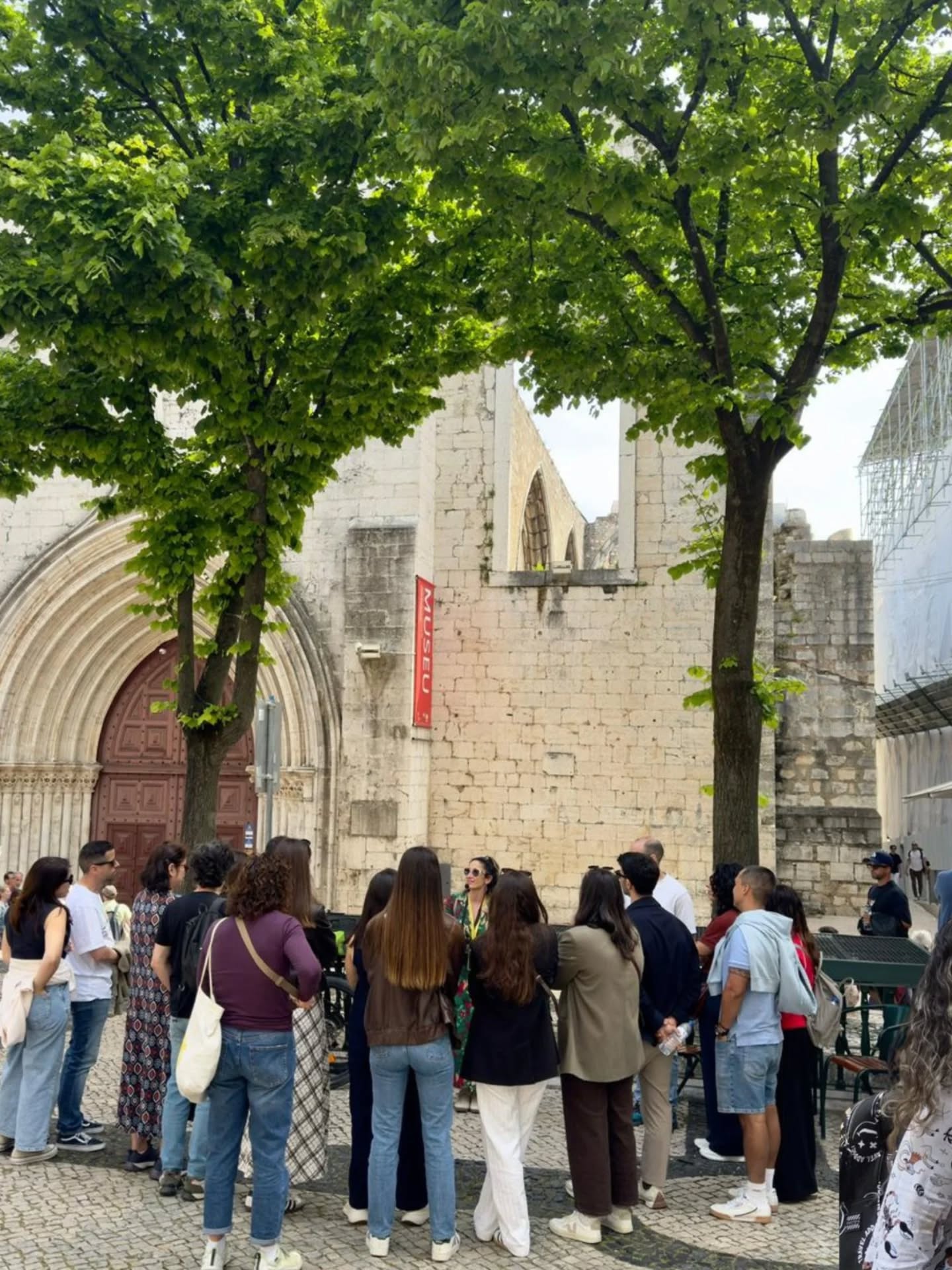 POV:Este finde estás en Lisboa y haces el mejor tour de la ciudad. 😎☀️
Terminas descubriendo mucho más de lo que esperabas.
#Lisboa #VisitLisboa #Walkingtour #ExploreLisboa #Toursofmylife
