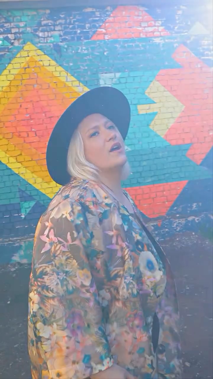The truth about love is simple…
it doesn’t always stay.
‘Truth About Love’ ✨
Out on LRK records - May 22
#sofiarubina #soul #uk #estonia #lrkrecords
Sounds by me & @stasfrenetic 🪐💜