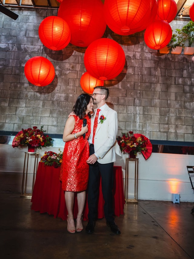 ❤️✨Remembering this beautiful wedding from two years ago today. Happy Wedding Anniversary to Stacey & Greg
From vibrant cultural Chinese and Irish elements to meaningful personal touches, every detail told a beautiful love story.
Wedding Credits:
Planner / Designer / MC: @myweddingsongbird
Venue: @smogshoppe
Catering: @toprestaurantandcatering
Photo/Video: @anniebangphoto
DJ / Lights: @_djmish_
Florist: @hollywoodbridal_oc
Rental: @mtb_event_rentals
Tacos: @MOBILETACOS
Boba / Dessert / Ice Cream / Cotton Candy: @mmcreamery
Bar: @la.speakeasy
Coffee: @idocoffee
Photo Booth / Video Booth: @gcphotobooth
Baby Sitters: @blacktiekids
Ceiling Installation: @stagelabs
Furniture Storage: @jcmoving||c
Transportation: @aba_limos
Valet: White Label Valet
Chocolate Favors: @dottiepops_customcandy
#WeddingReception #WeddingPhotography #chinesewedding #fusionwedding #chinese wedding redwedding