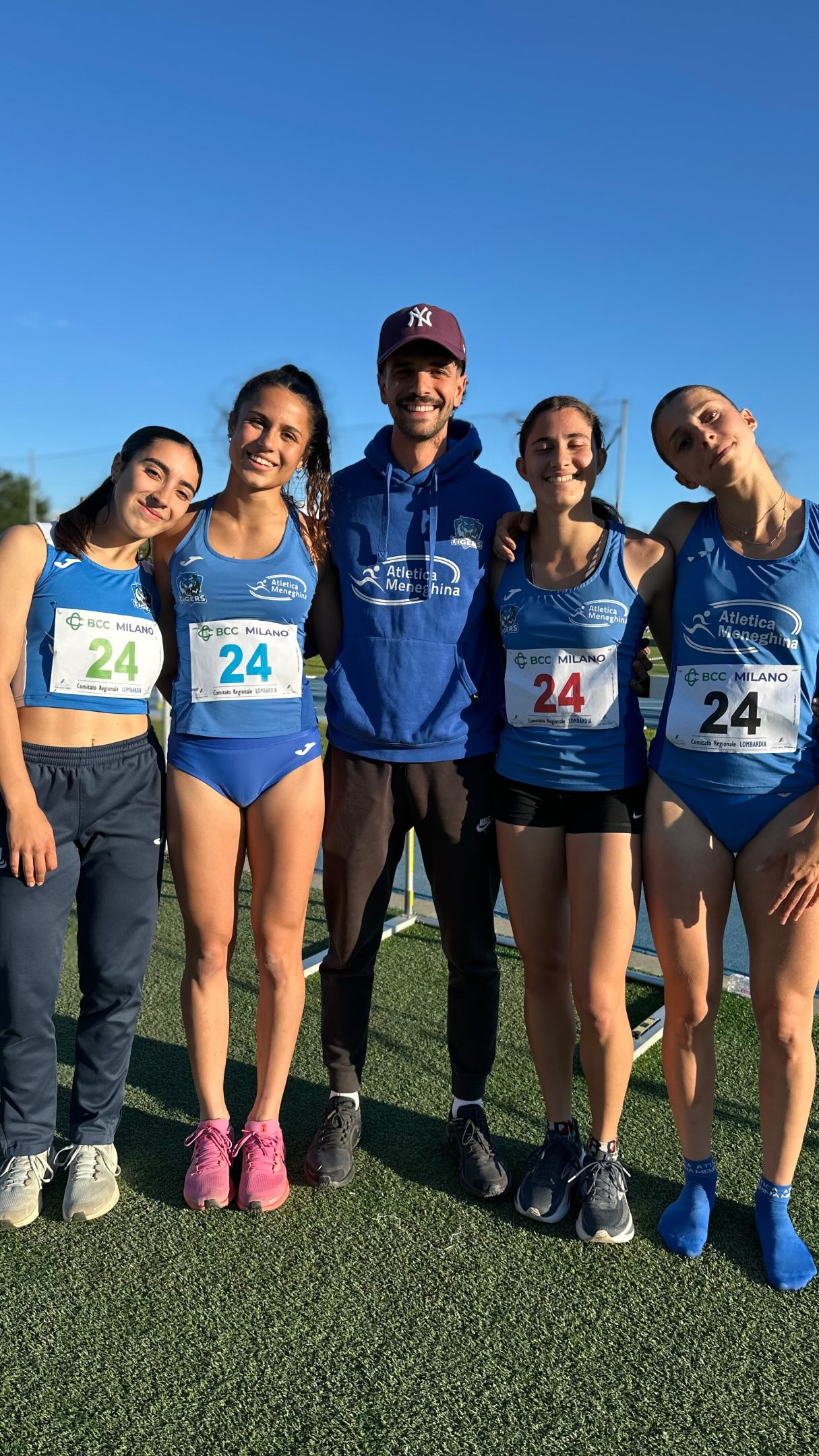 🐯 SUPER TEMPONE DELLA 4x400 U20 DONNE 🇮🇹
Stratosferica staffetta guidata da Coach @ale_spena che raggiunge lo standard per i Campionati Italiani con oltre dieci secondi di margine.
Una prestazione che ci proietta tra le squadre pronte a giocarsi qualcosa di importante ai Campionati Italiani 🇮🇹
…e il Pres. perde la voce 🐯
#atleticameneghina #milano #staffetta #4x400 #latuasquadralatuacittà