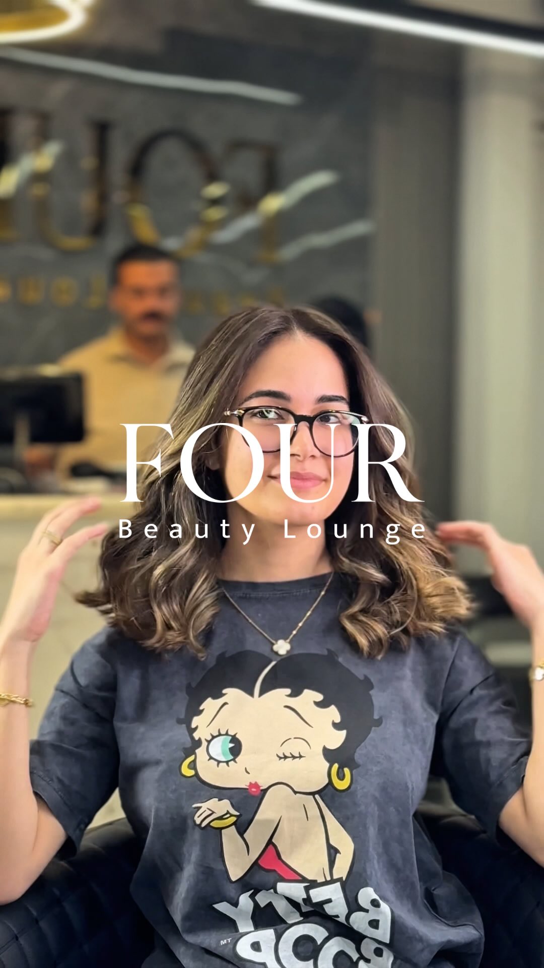 The kind of hair color you never get tired of ✨Hair color by Kriss @fourbeautylounge #strokesofperfection