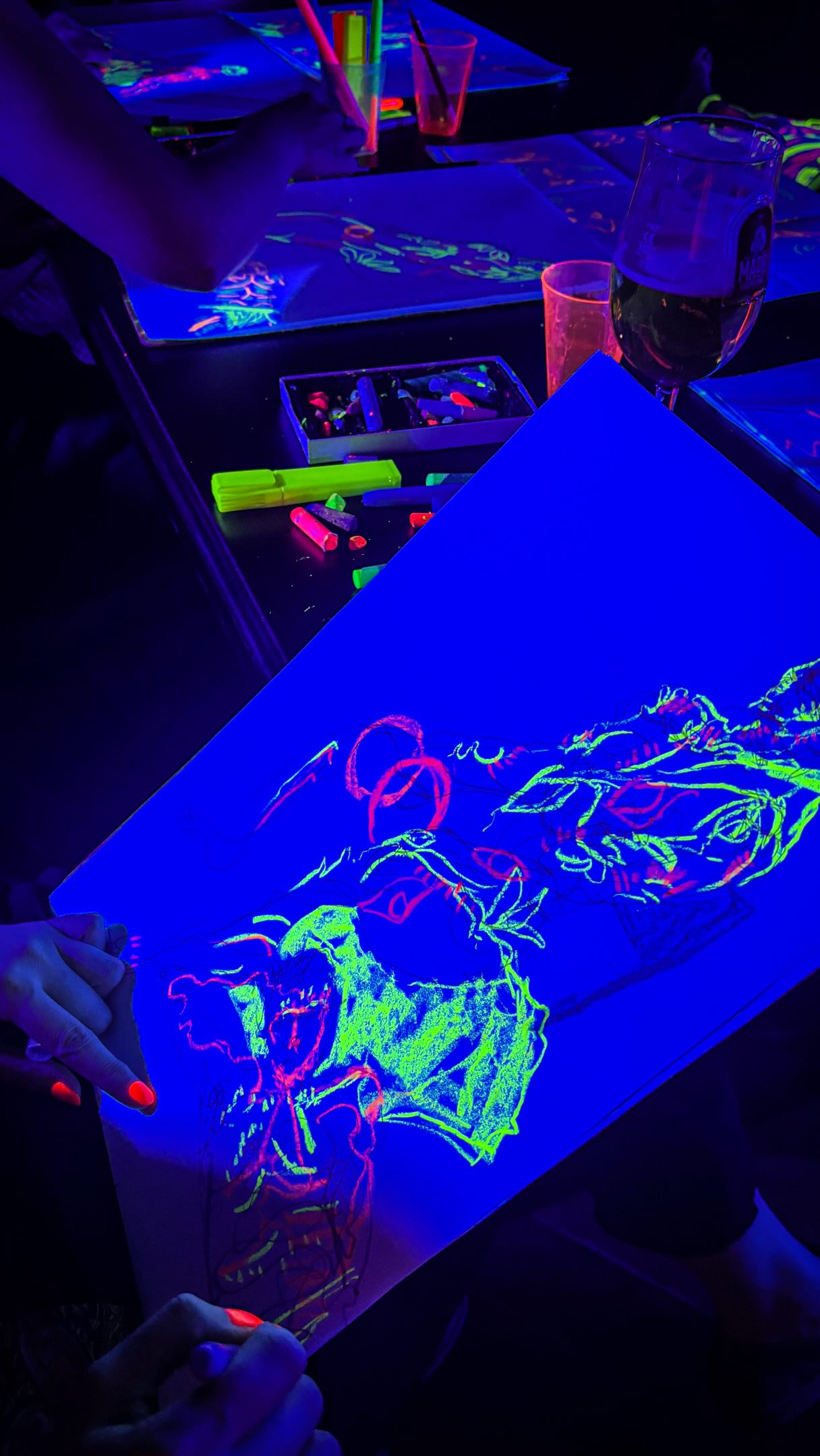 Last night’s Neon Naked Model Experience was unreal! Always a joy, thankful to everyone who was involved!✨
10 glowing models, UV body paint, amazing artists, and two hours of neon life drawing at @thephoenix_w1 , Oxford Circus 🎨🌈
Next Model Experience event:
• Tuesday 23rd June
• 2 hours life drawing (short poses)
• Phoenix, Oxford Circus
• 2 artist tickets for £30
• Model tickets already 50% sold out 👀
A super unique UV life drawing experience with a whole group of models to draw.
Book now:
www.neonnaked.com
#NeonNaked #LifeDrawingLondon #UVArt #BodyPainting #LondonEvents