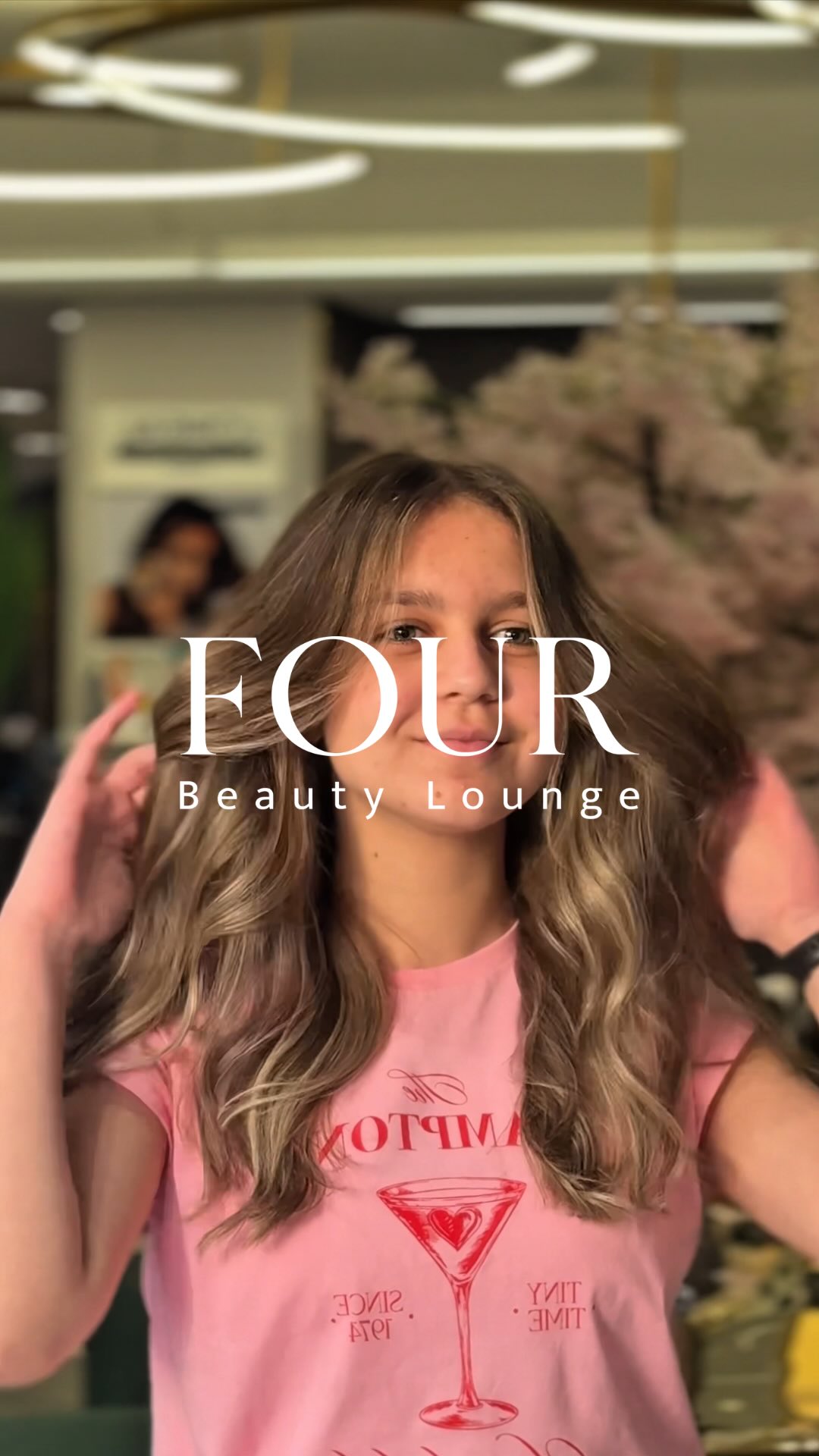 Hair color that shines in every light 🤎 Hair color by Yousef @fourbeautylounge #strokesofperfection