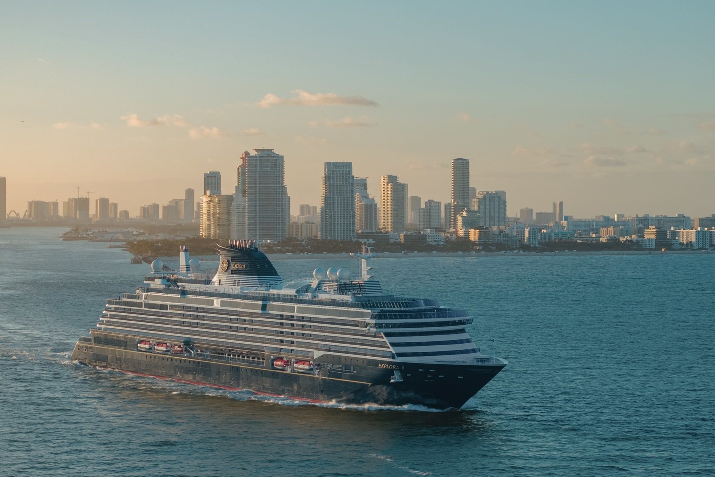 If you are celebrating New Year’s Eve on land, why not start the year at sea?
From 11 January to 20 January 2027, depart on a roundtrip from Miami, United States, exploring the Dominican Republic, Puerto Rico, and the Virgin Islands.
Planning your holiday early comes with real advantages, and even more so when sailing with Explora Journeys. Let me show you why this is the ideal way to start your year.
#ExploraJourneys #OceanStateOfMind