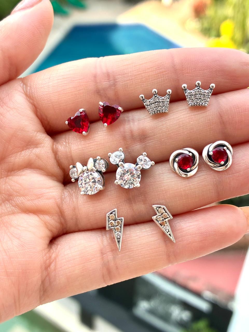 💎 Aretes hermosos + precios de mayoreo = el combo perfecto para emprender ✨
Tenemos modelos súper combinables y muy buscados para que vendas muchísimo 🙌
Mándanos mensajito y surte tu negocio 💖 7621247122 ✨🛍️
.
.
.
.
.
.
.
#aretesinspiracion #AretesBonitos #Mayoreo #Joyeria ProveedorDeJoyeris