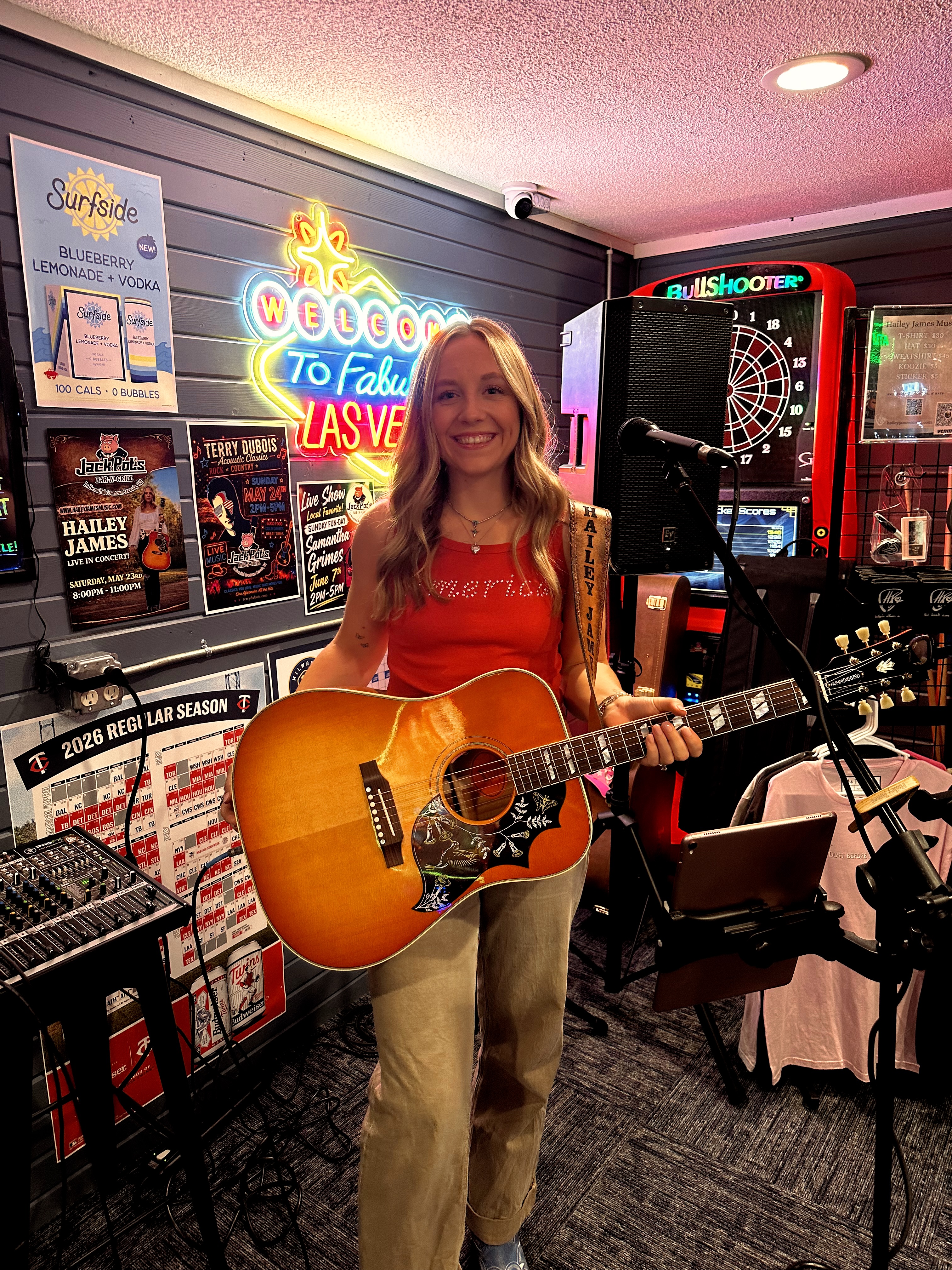 Welcome To Wisconsin’s Las Vegas…your good ole’ dive bar ✨🇺🇸👏🏻