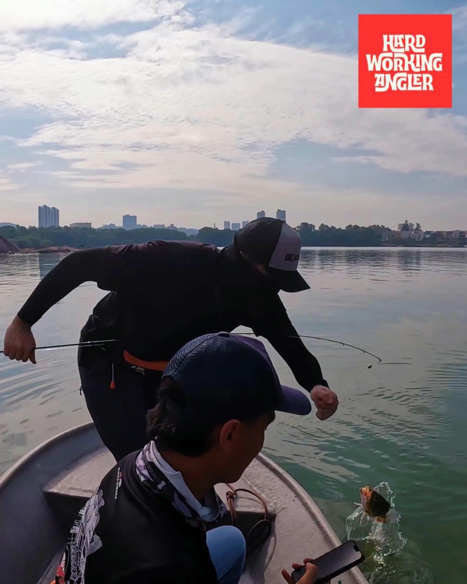 Always a fun time fishing for peacock bass at our urban lake.
Our website - https://www.hardworkingangler.com
#peacockbassfishingguidemalaysia #hardworkingangler #fishing #visitmalaysia #peacockbass