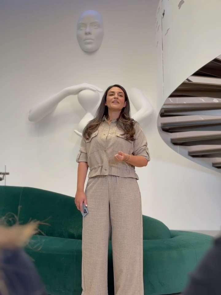 In September I opened a mental health education event at @remedilondon ✨for @by.jonathanramalho documentary project with a mindful breathwork as part of his film, Beyond the Pill.
Last night that journey came full circle at @wellnestlondon with the viewing of the final film. Highly recommended. Familiar and new faces in the room, an excellent Q&A and something genuine moving in the air.
This film is a beautiful and very open window into a frightening mental journey that is not spoken about openly enough. It tells you why you might get there, and how much power you carry if you ever find yourself in a psychotic episode.
Breathwork is a powerful tool to have with you. More than most people realise.
And it was so good to see @marisapeertherapy again. When two of the things I care about most, hypnotherapy and breathwork, are being taken seriously on the same stage, in the same conversation, you know something is shifting.
Thank you @biohackerfouzhan for asking me to step into this space with the Remedi family. It matters deeply. And being a mother of two young boys puts it even higher on my list.
Congratulations @by.jonathanramalho. This one needed to be made.
#beyondthepill #mentalhealthawareness #breathwork #hypnotherapy
