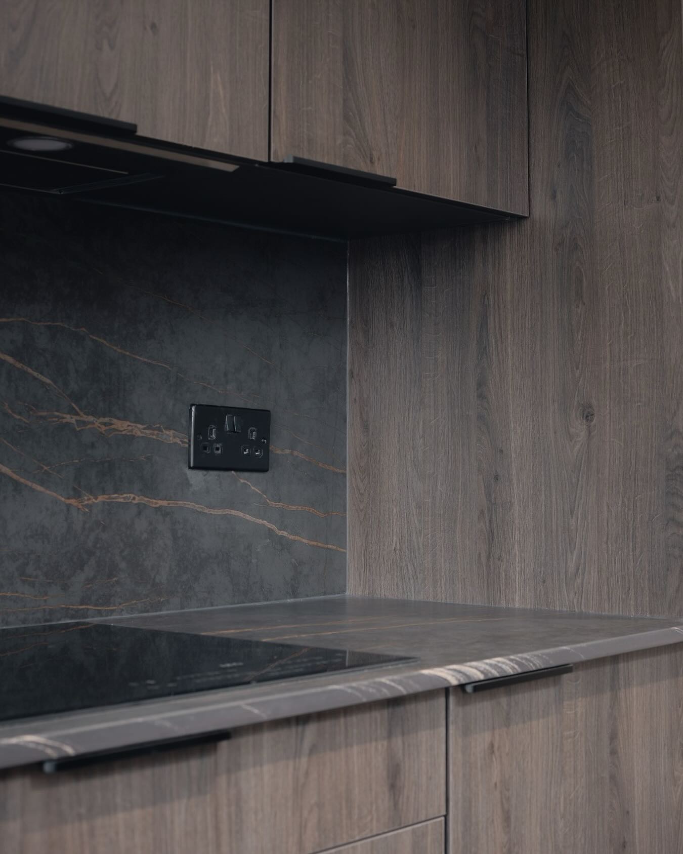 The Windsor project was definitely one of our more controversial designs.
The client chose to move away from the lighter, safer look and fully embrace darker tones throughout the space - creating something far moodier, calmer and full of atmosphere once completed.
#sohodevelopments #kitchendesign #homereno #houseextension #quartzworktops