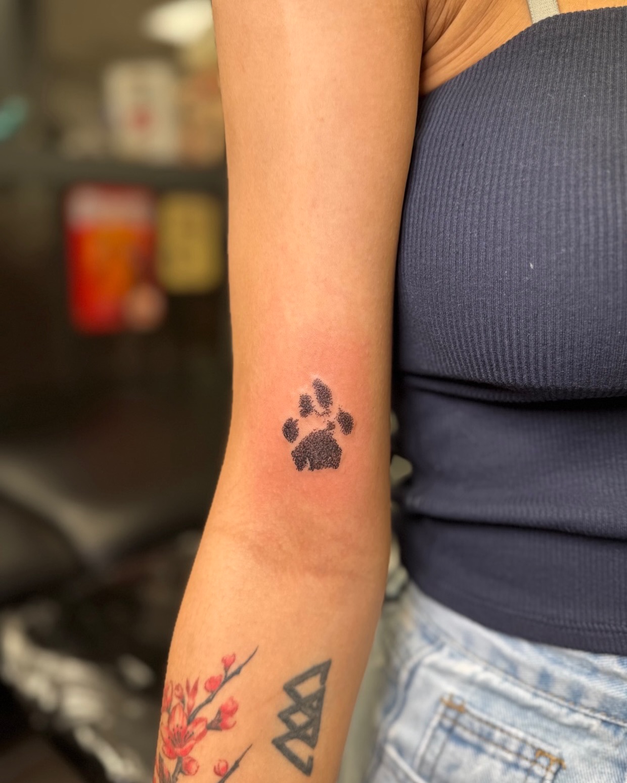 Adorable little paw print by Kelsey
@kelserintattoos
To book with Kelsey
Request an appointment at
TitanTattooNashville.com
#pawprinttattoo
#pettattoo
#nashvilletattooshop