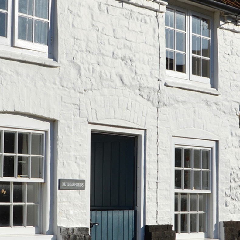 Rutherfords cottage available to rent during Superhero weekend in the village. Contact Alice.garnett@btinternet.com for details