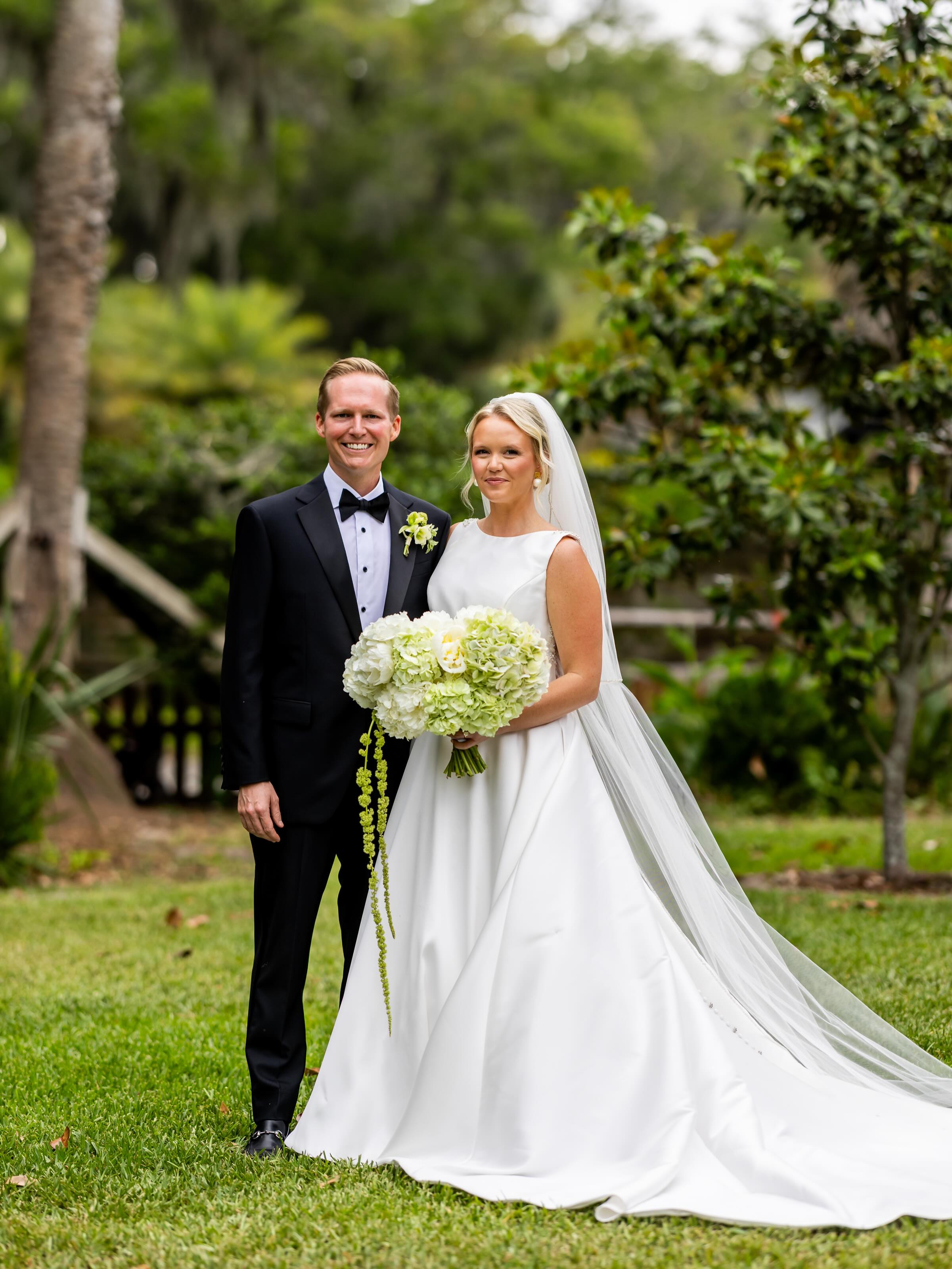 The McClouds ✨
EST 5.8.2026
Still on Cloud 9 from the McCloud’s Timeless Spring Wedding! It was the epitome of beauty and class. Here is a sneak peek into Payton & Cody’s special day! More details to come! 🤍
Planning & Design: @kelsielizabethevents
Venue: @foyflorida
Photography: @brittanymorganclark
Floral Design: @thebluetulipflorals
Entertainment: @coscelebrations
Rentals: @stjohnsilluminations
Linens: @bbjlatavola
Catering: @purple.olive
Bar: @dragonflyspiritsco
Dress: @tebaultbridal
Hair: @beautybyallysonmae
Makeup: @emmawilcoxxmakeup
.
.
.
.
.
.
#staugustinewedding #springwedding #luxuryweddingplanner #timelesswedding #floridawedding
