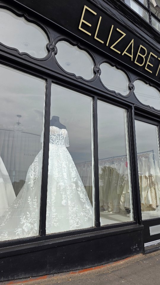 2027 brides, this is your sign ✨
Wedding dress shopping should feel exciting, relaxed, and completely you. Never rushed or overwhelming.
At Elizabeth Kate, every appointment is private, calm, and pressure-free, giving you the space to enjoy the experience and find the dress you truly love 🤍
We also offer evening appointments on Mondays & Wednesdays for added flexibility.
📍 128 High Street, Crowle, DN17 4DR
📞 01724 645058
💌 hello@elizabethkatebridal.co.uk
🌐 www.elizabethkatebridal.co.uk
#2027Bride #BrideToBe #WeddingDressShopping #LuxuryBridal #BridalBoutique BridalJourney FindTheOne