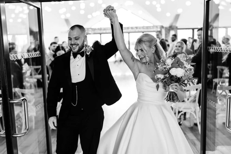 🤍 Amelia 🤍
Beautiful Amelia was married to earlier this year and looked amazing in her mikado ballgown from @sinceritybridal at her wedding at @theboathouseastonmarina_ @astonmarina_ 🥂
Amelia said, “Hey! Thank you so much for all of your help finding the perfect dress! Here are some photos for you xxx”
Thanks for much for sending them in Amelia and we wish you both a long and happy marriage … congratulations!! xxx
Amelia’s suppliers …
💒 @theboathouseastonmarina_
📸 @jamesandrewphotography
💄 @charlottebradleymakeup
💐 @sarahplantfloraldesign
👔 @slatermenswear
#thebridalloungenewcastleunderlyme #realbride #sinceritybridal #weddingdresswithpockets #newlyweds