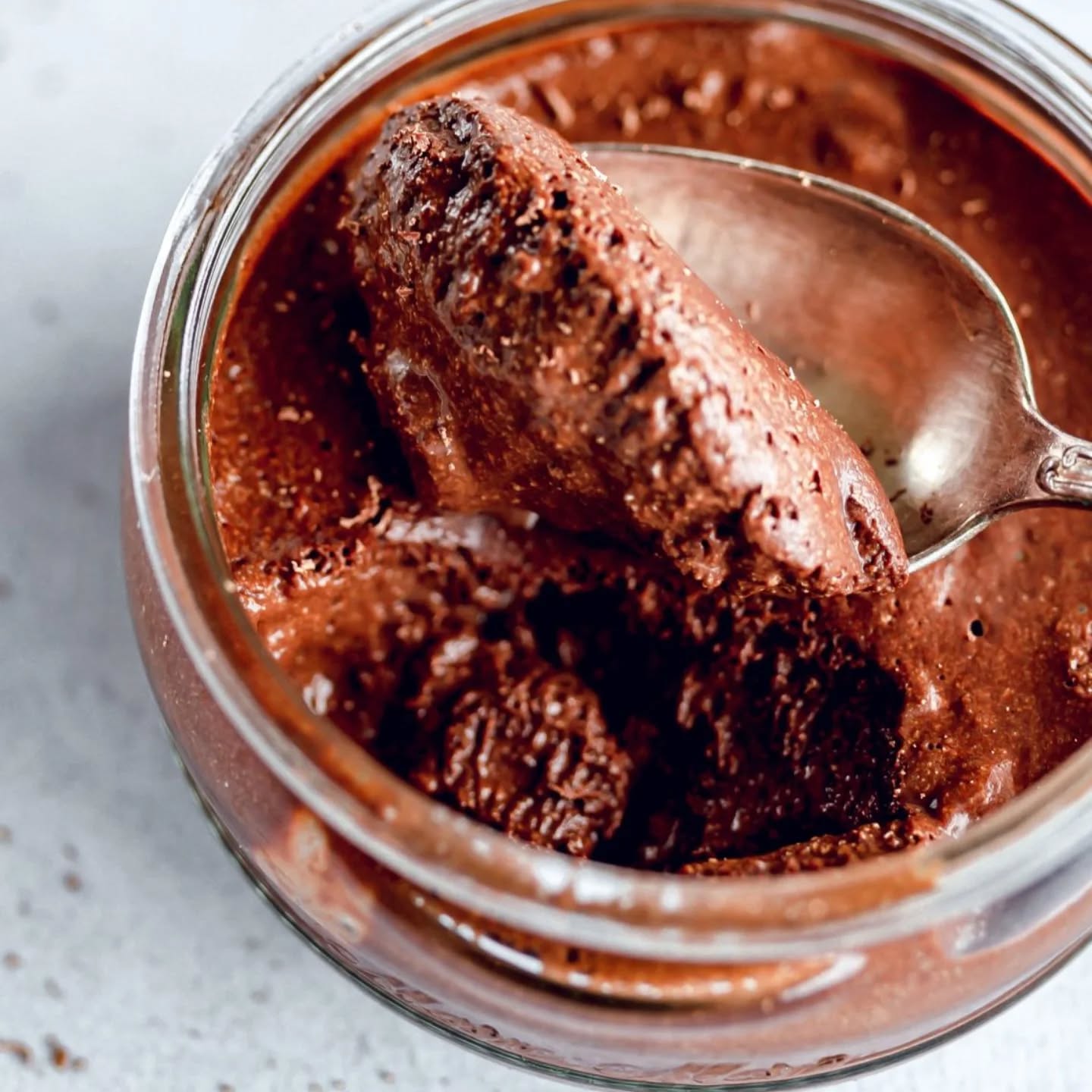 Bonjour tout le monde🌞
Ce mercredi, je vous propose:
☆ Porc caramélisé et sauce gingembre, pommes de terre et courgettes rôties
☆ Mousse au chocolat, noix de cajou grillées
*Tout est sans gluten et sans lactose
*La version végétarienne est possible sur demande
Et tout ça, comme d'habitude, cuisiné maison, avec amour et des produits de qualité!
Pour rappel:
Livraison Arize/Lèze: TOUS LES MERCREDIS entre 12h et 18h15 (flexible si les horaires sont trop justes pour certain(e)s)
●Prix:
Plat à 7.50e (cuisine familiale, traditionnelle du monde)
Dessert à 2.50e
Au plaisir de vous régaler!
Jamila
Cuisine nomade ~ 'Cuisine des sens'
www.cuisinenomade.net
www.instagram.com/jcuisinenomade
0768399745
