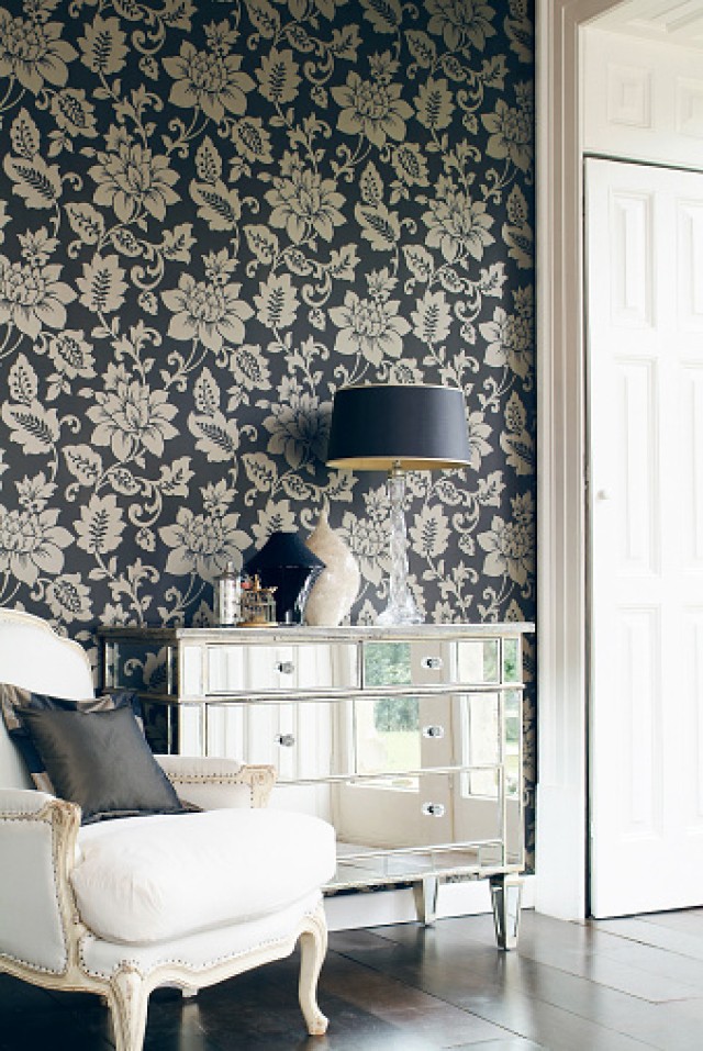 One of the benefits of having Jenny Lee Designs locally in Monument is having a professional design team here to help guide you through overwhelming design decisions.
Choosing wallpaper with so many colors, textures, and patterns can feel intimidating, but the right selection can completely transform a space and create a luxurious, personal, upscale feel in your home. We are here to help bring your vision to life with confidence and style.
#JennyLeeDesigns
#DowntownMonument
#InteriorDesign
#DesignLocal
#Homestyling